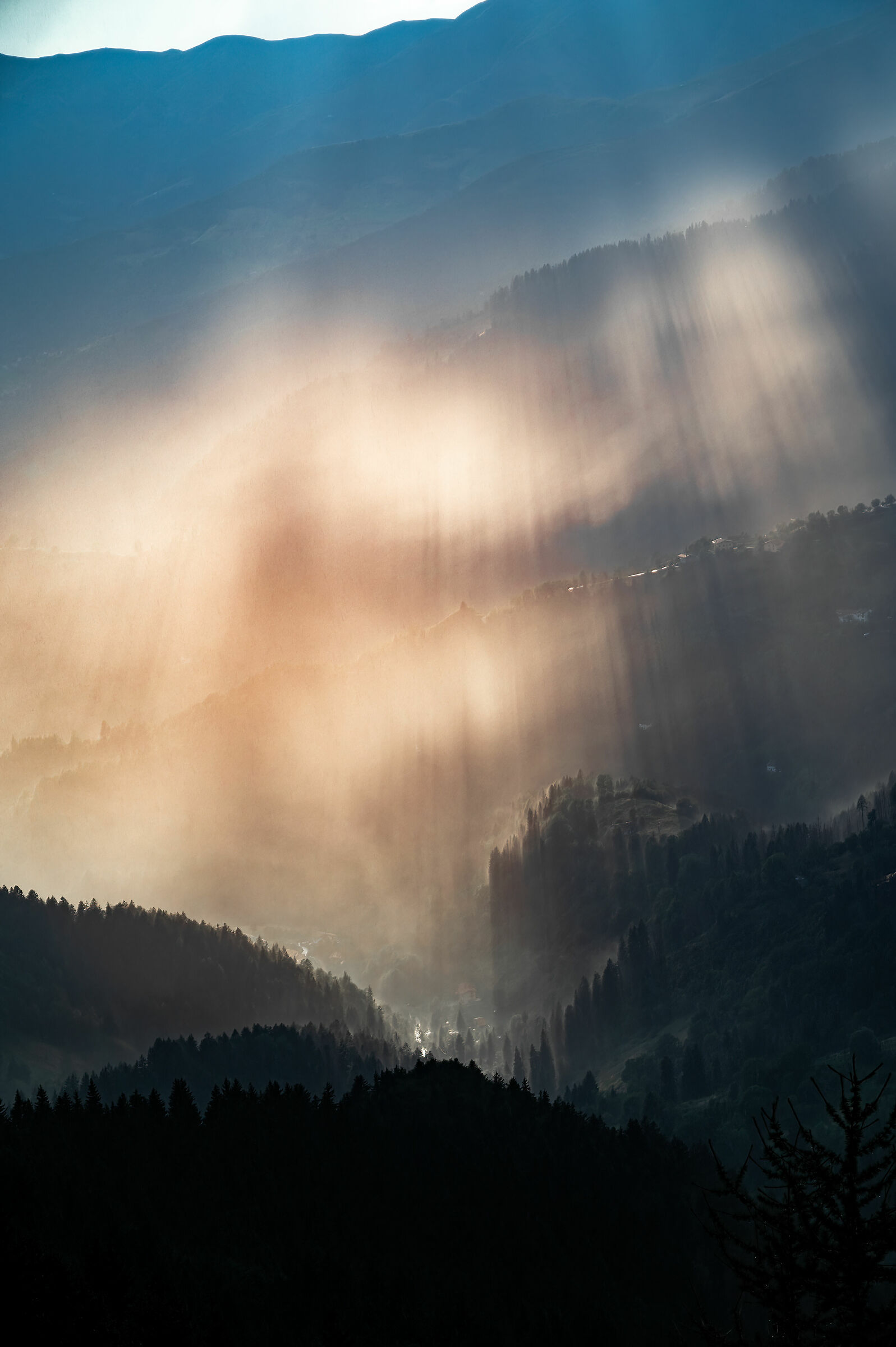 Maniva - Soft light and haze upon Collio valley...