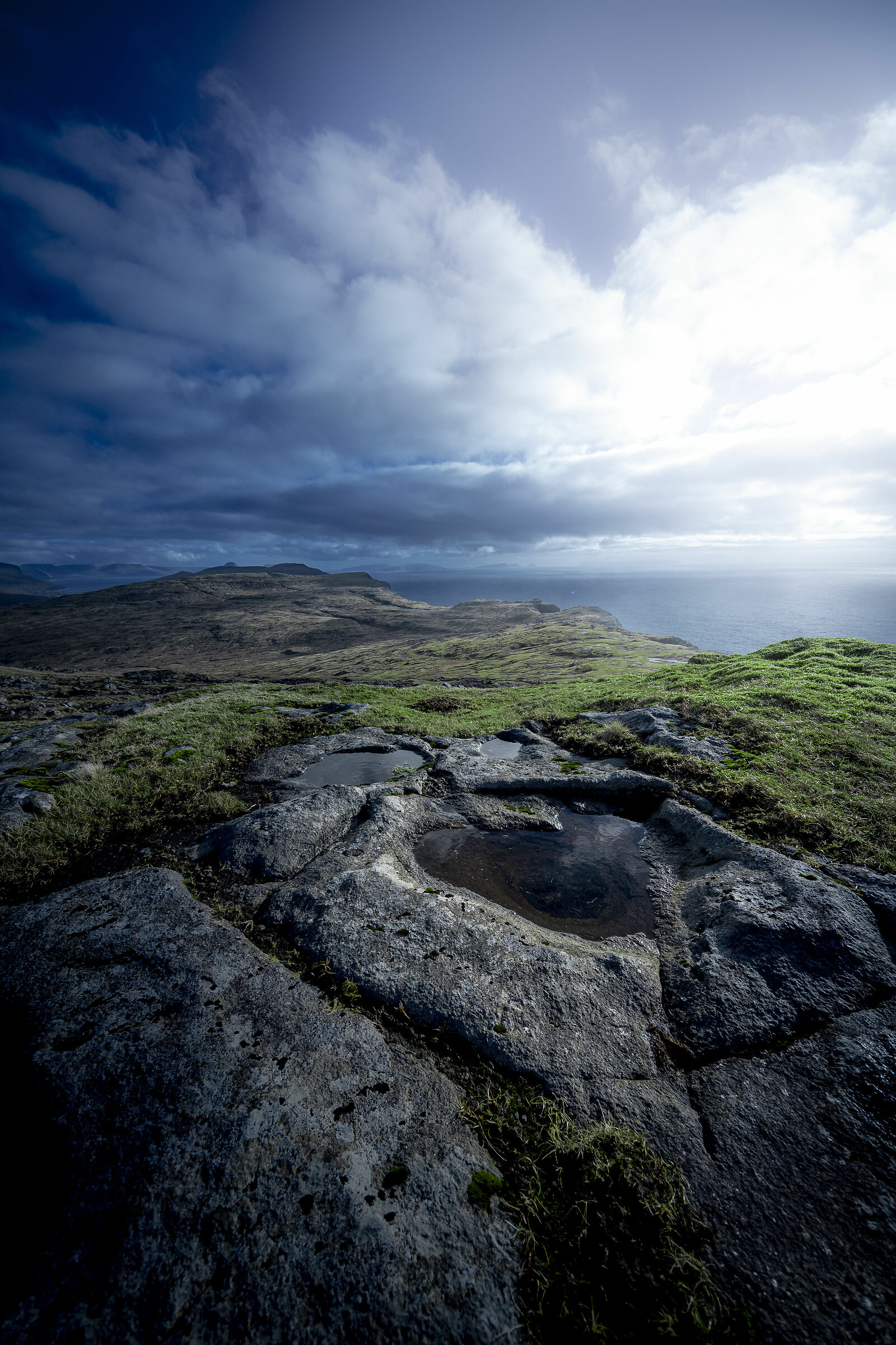 Faroe Islands - Selberg Cliffs...
