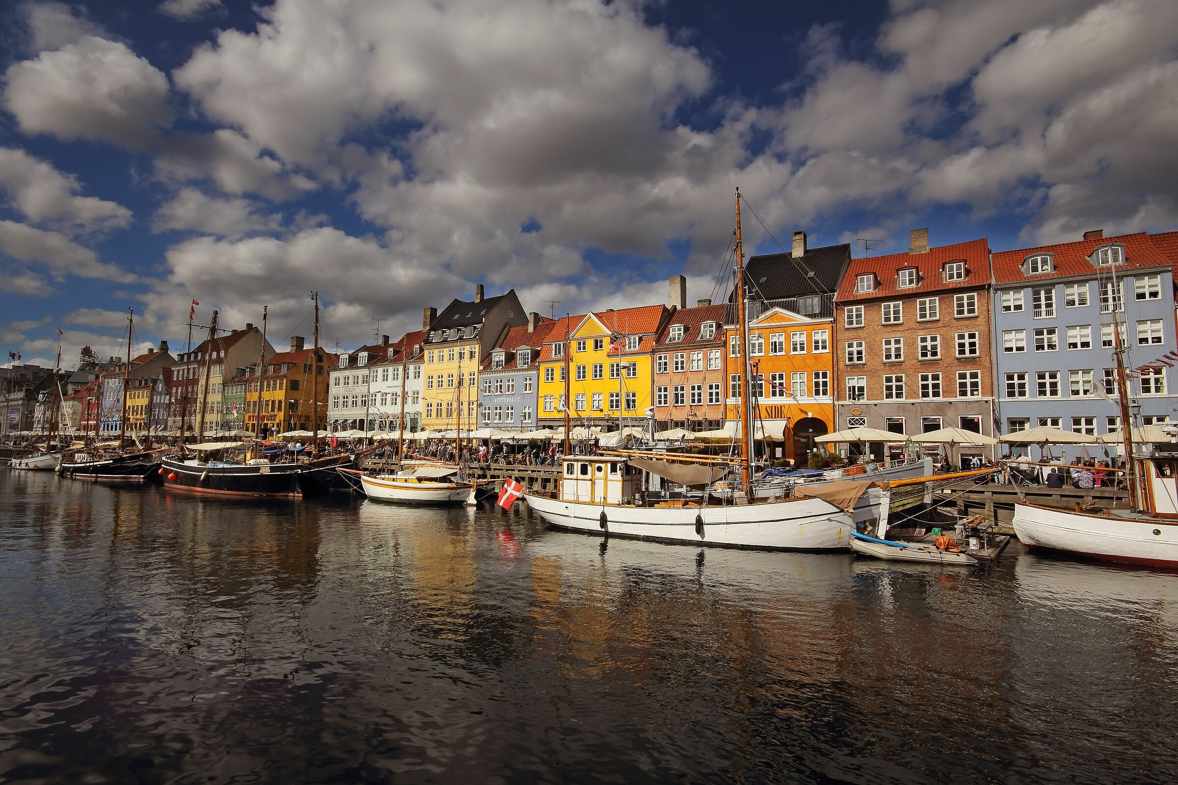 Copenaghen...il suo mondo a colori......