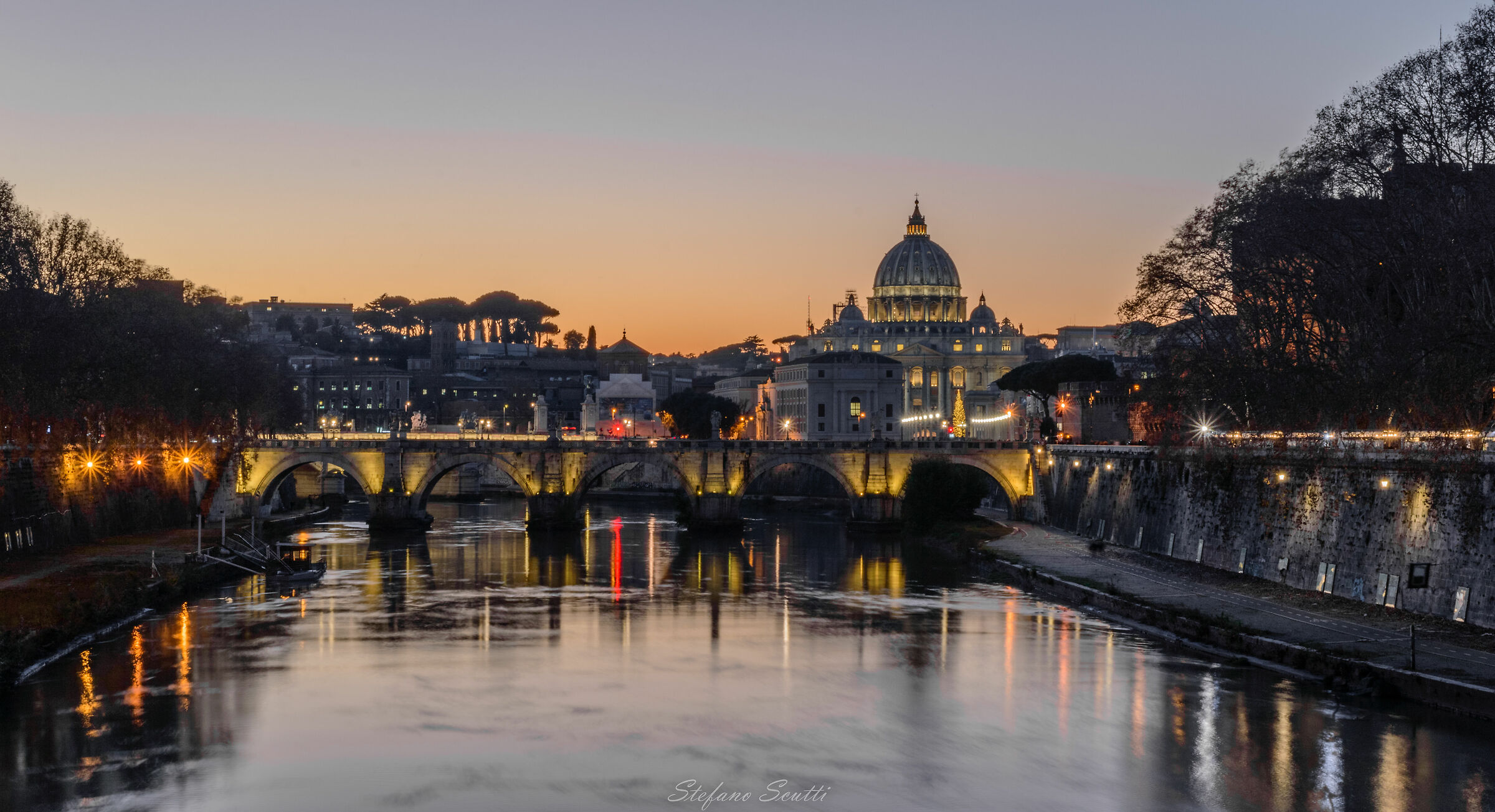 Blue hour on St. Peter, Roma...