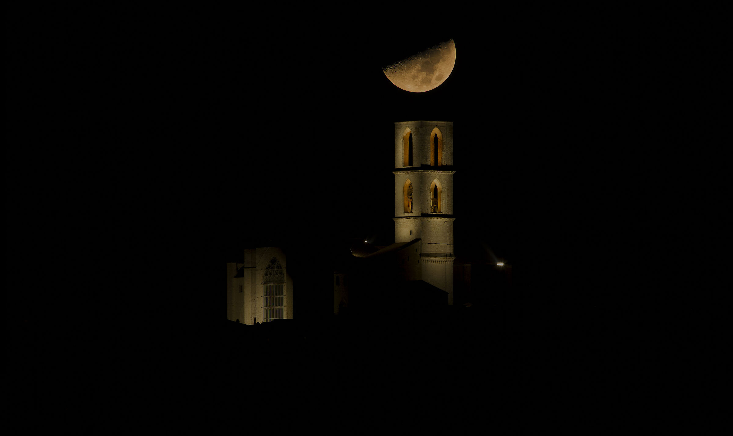 San Domenico e la Luna , Perugia...