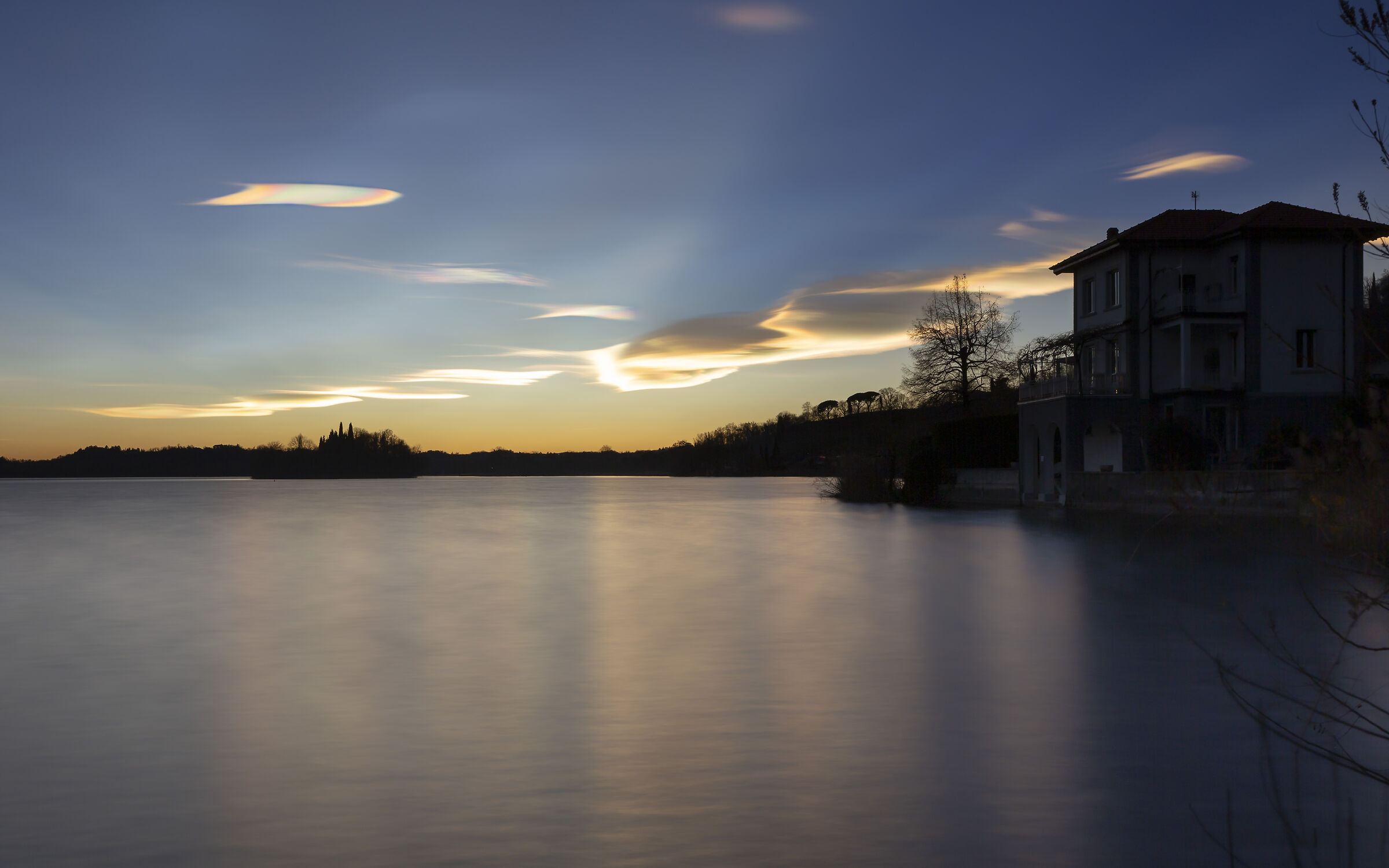 Iridescent clouds over Lake Pusiano...