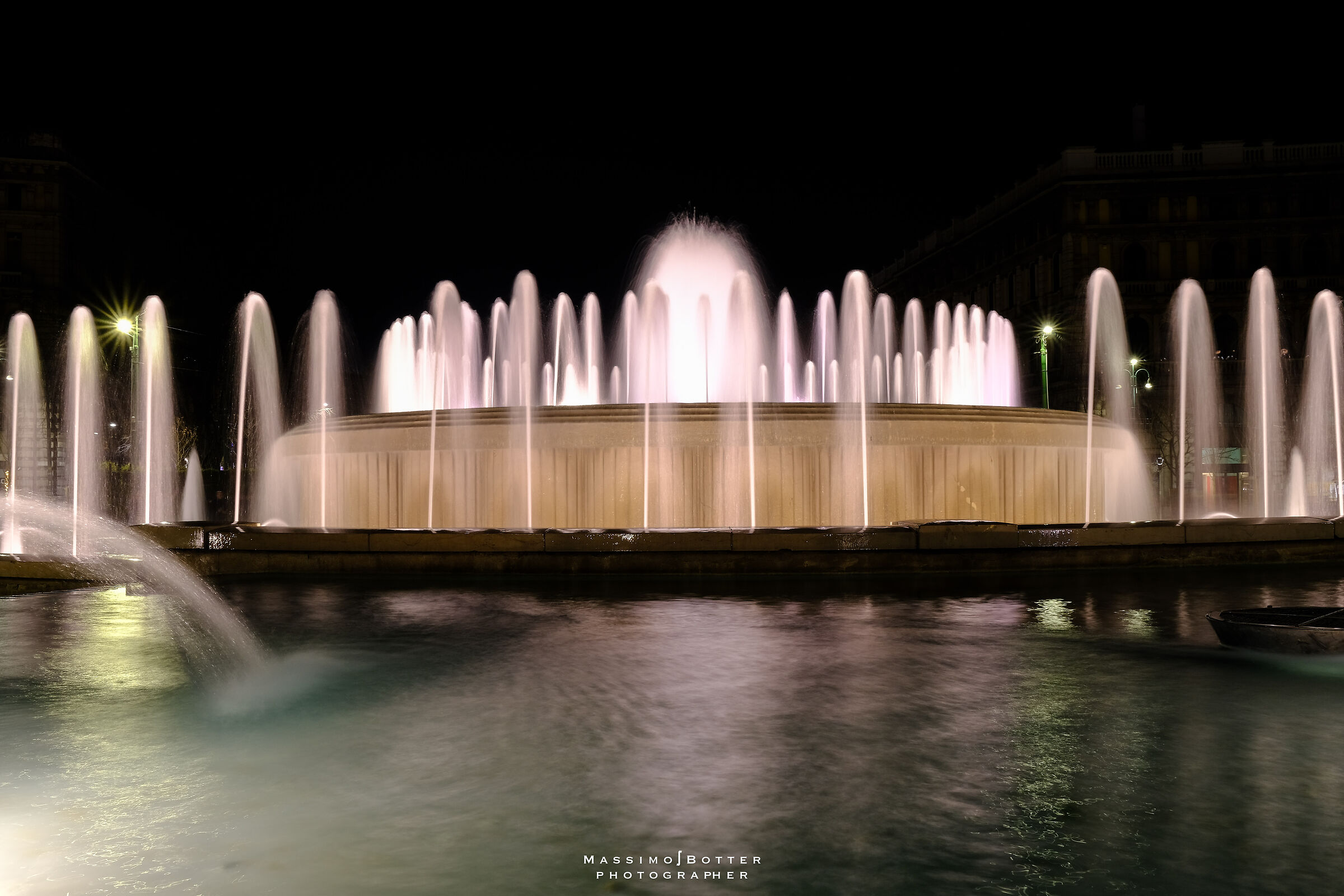 Milan Fountain ...