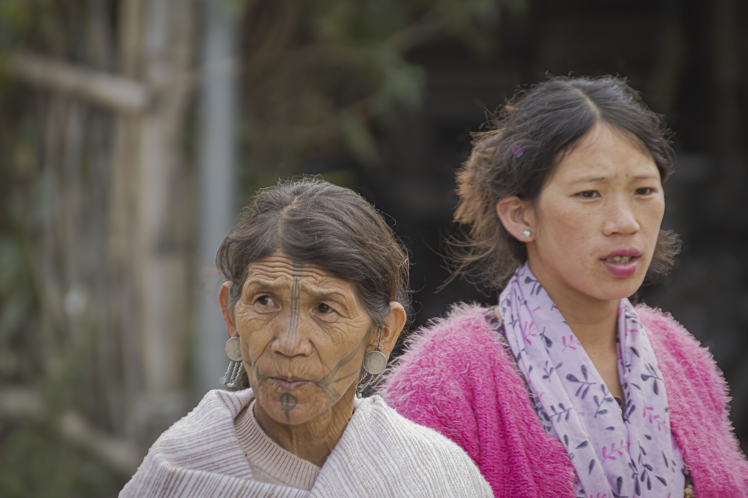Donne di Lazu(Tirap-Arunachal Pradesh)Etnia Nocto Ollo...