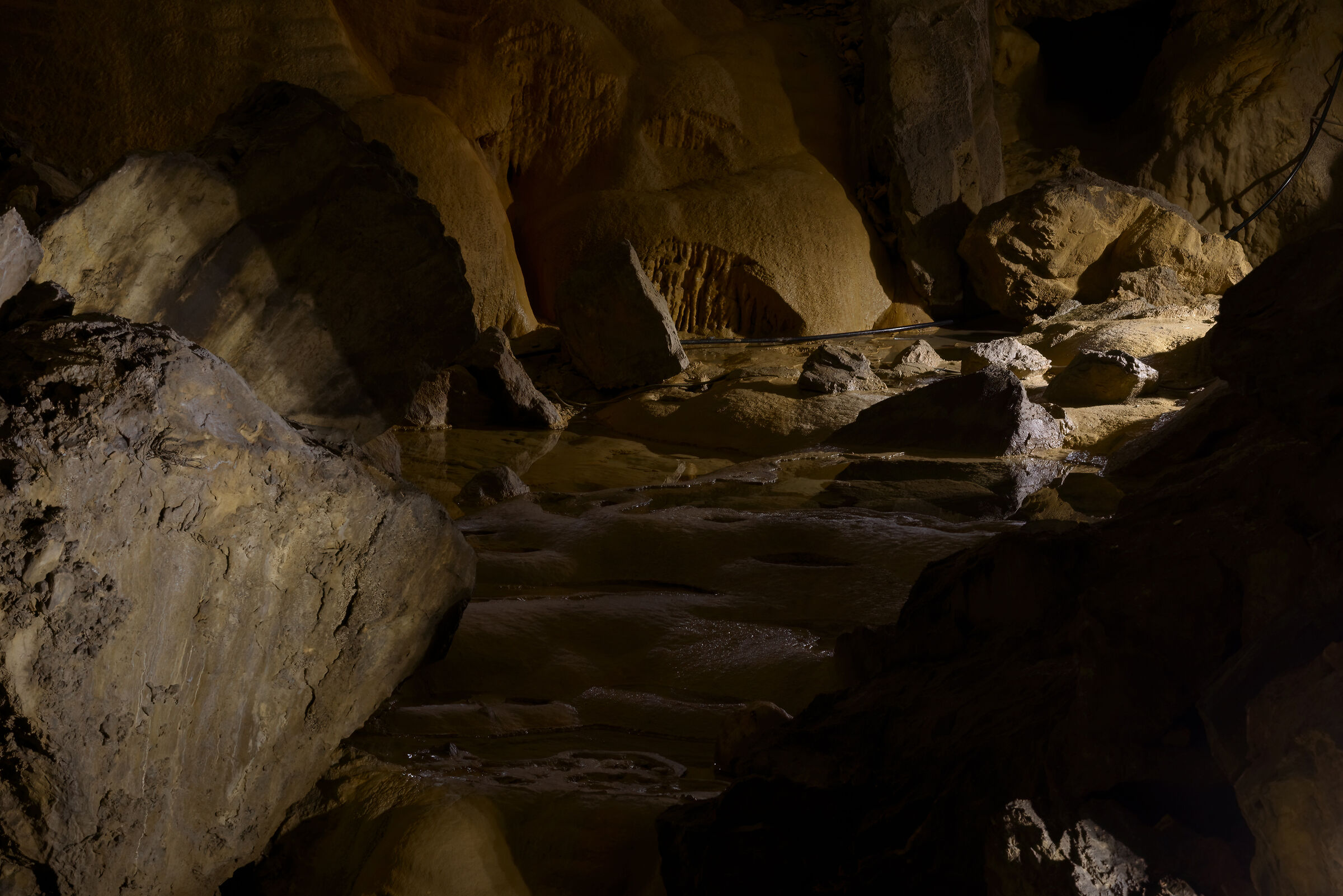 Bossea Caves...