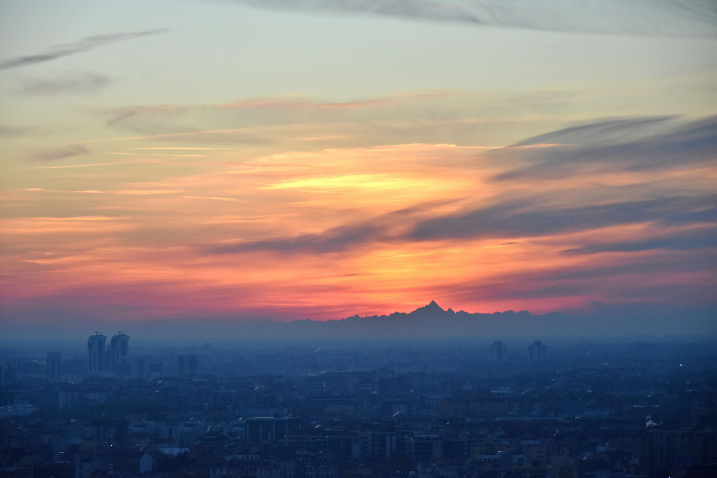 From Milan to Monviso at sunset...