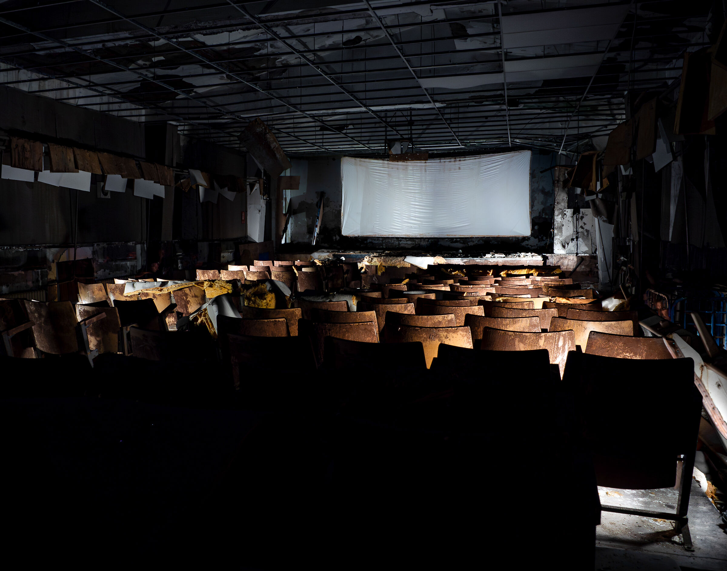 Abandoned cinema in light painting ...