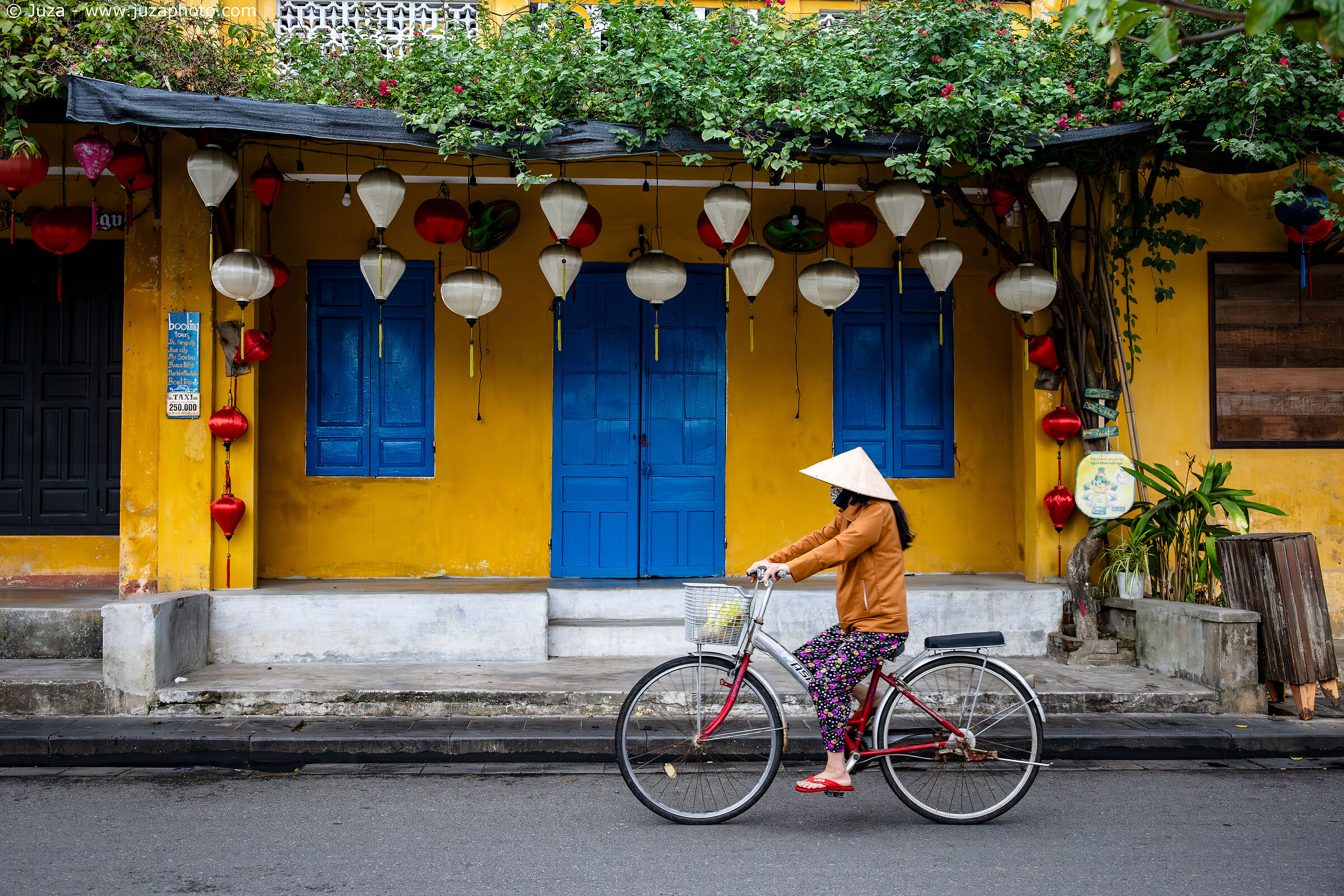Colors of Hoi An...