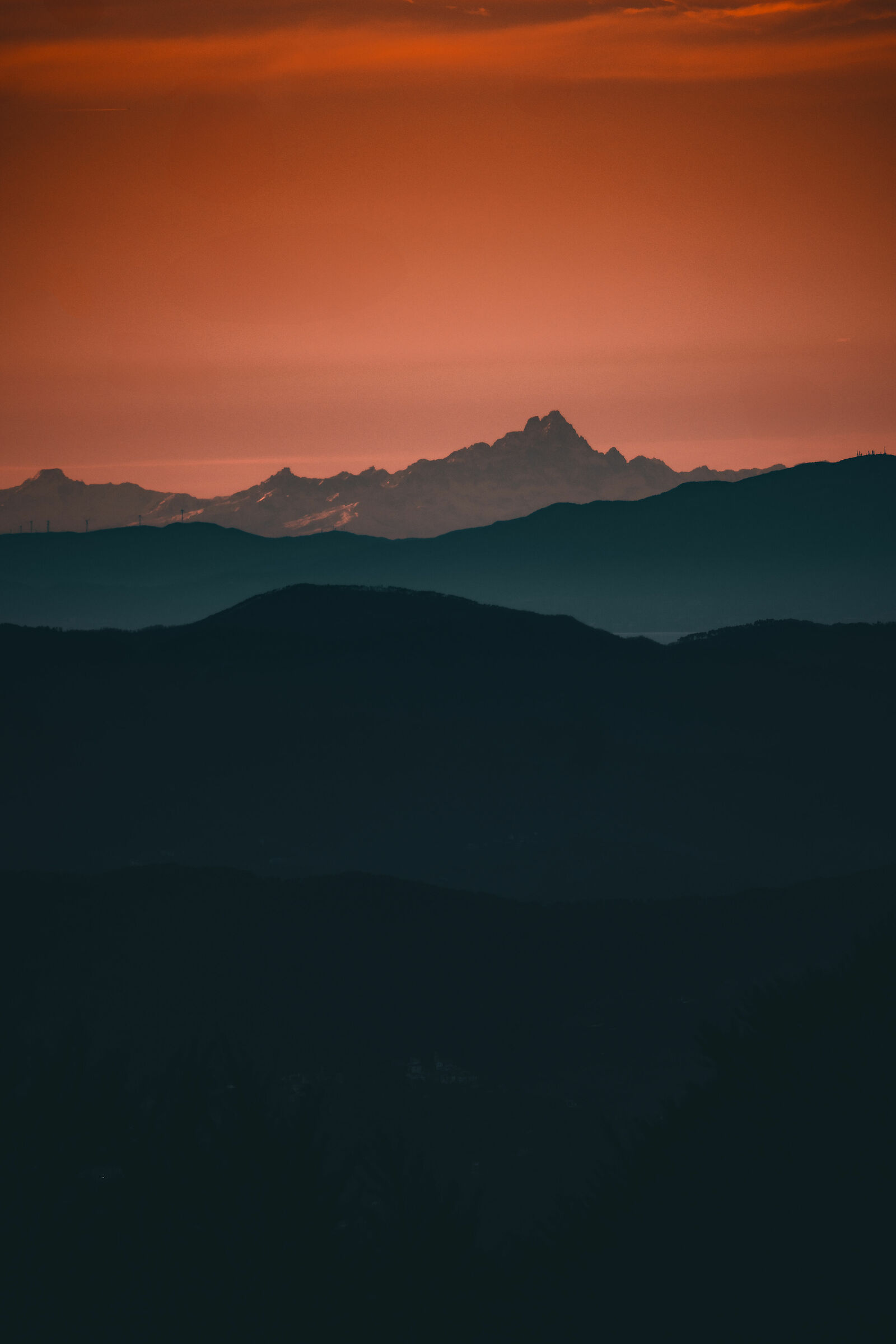 Monviso seen from the Apuan Alps 244 km away ...