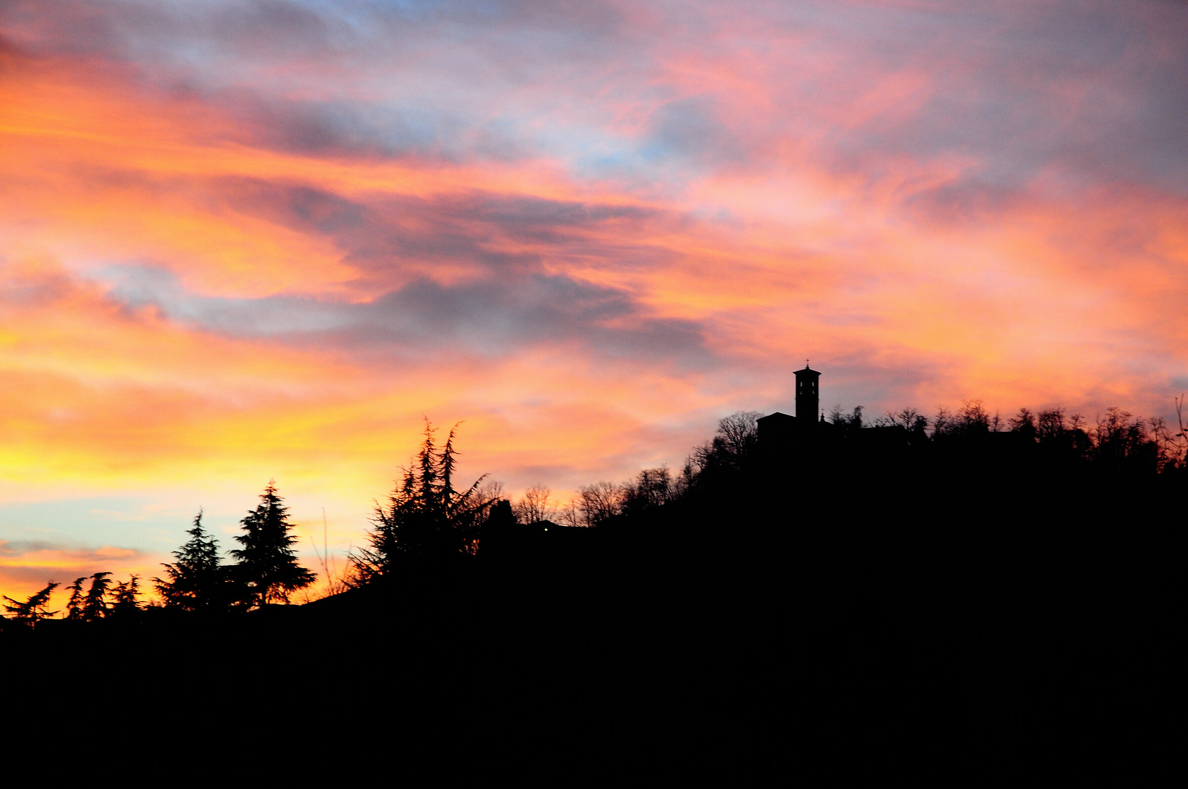 Sunset over the hills of Reggio Emilia...