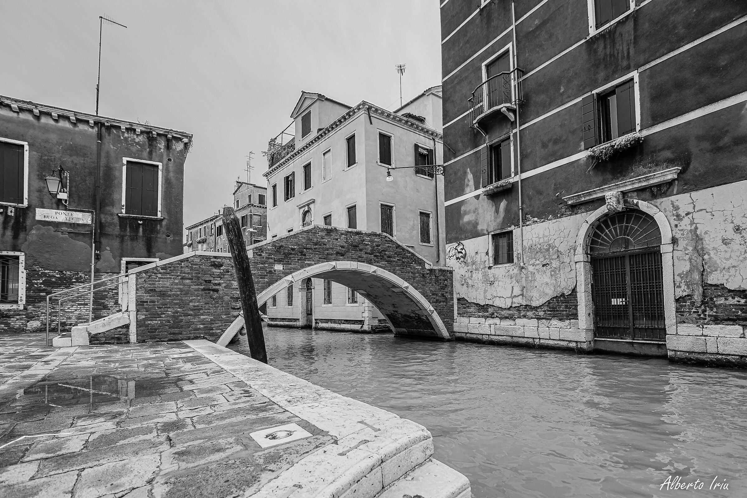 Venetian Glimpses...
