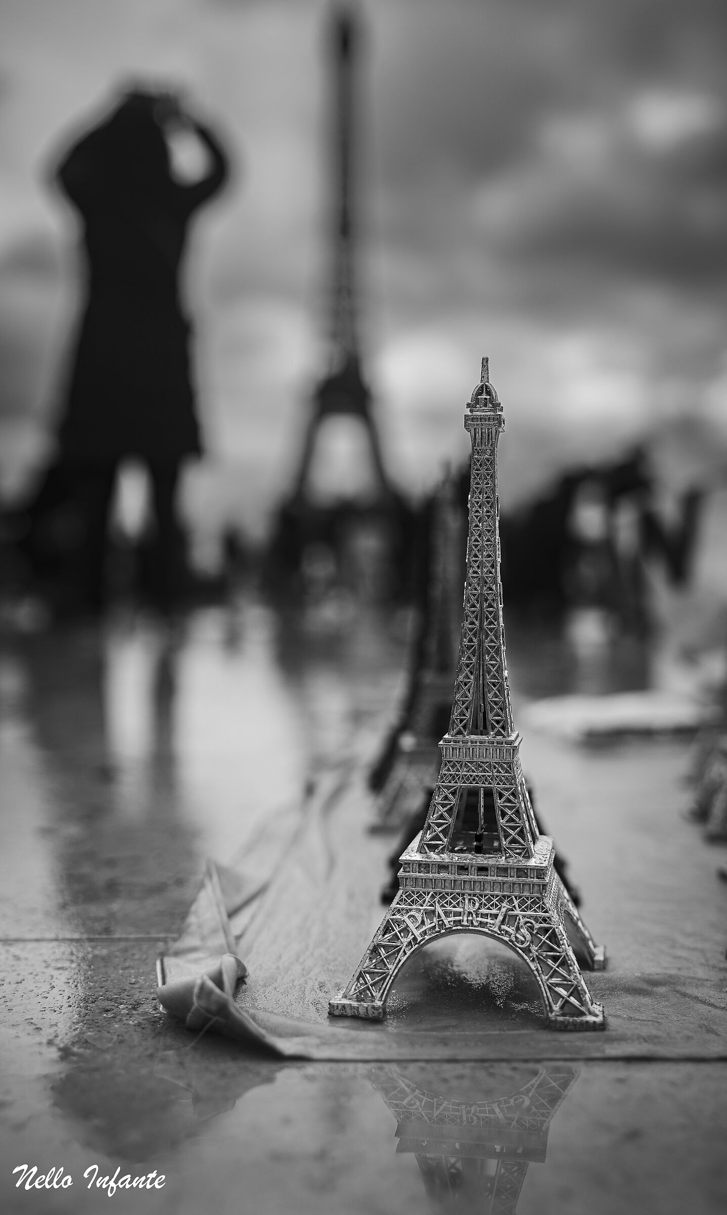 La Tour Eiffel...