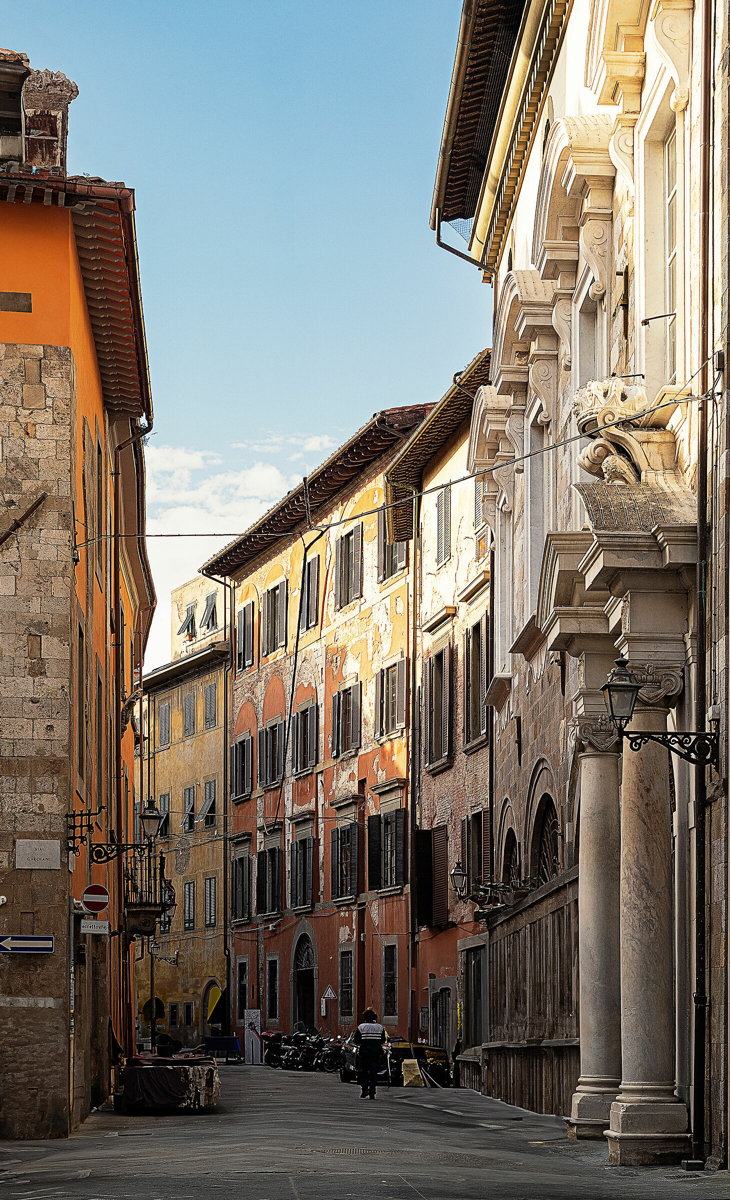 Pisa - Vicolo centro storico...