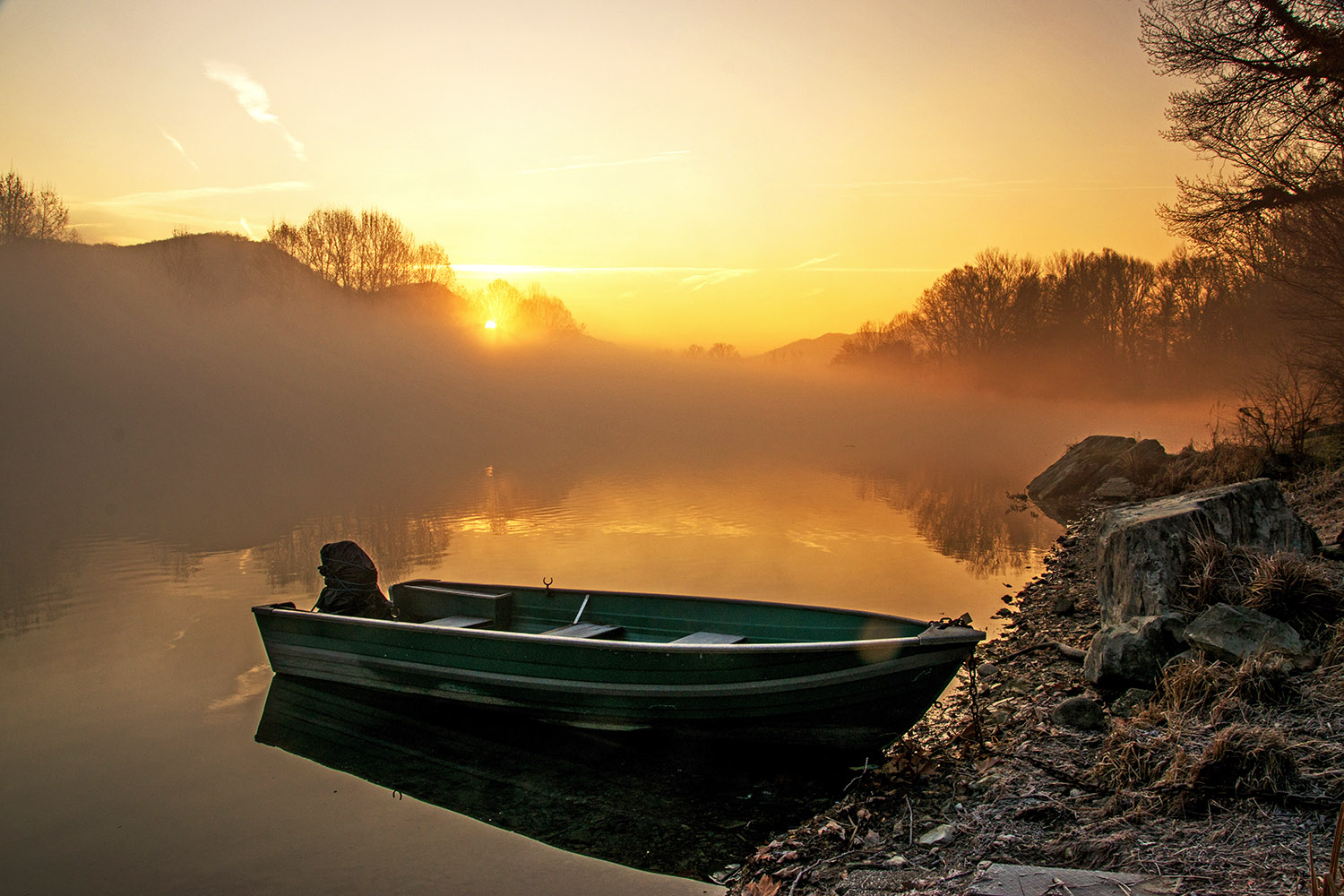 Alba on the river Adda...