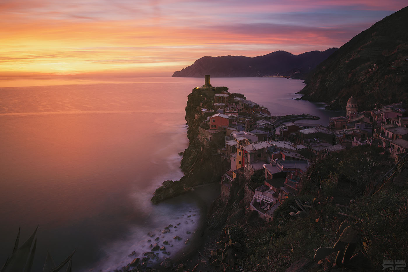 Sweet Sunset in Vernazza...