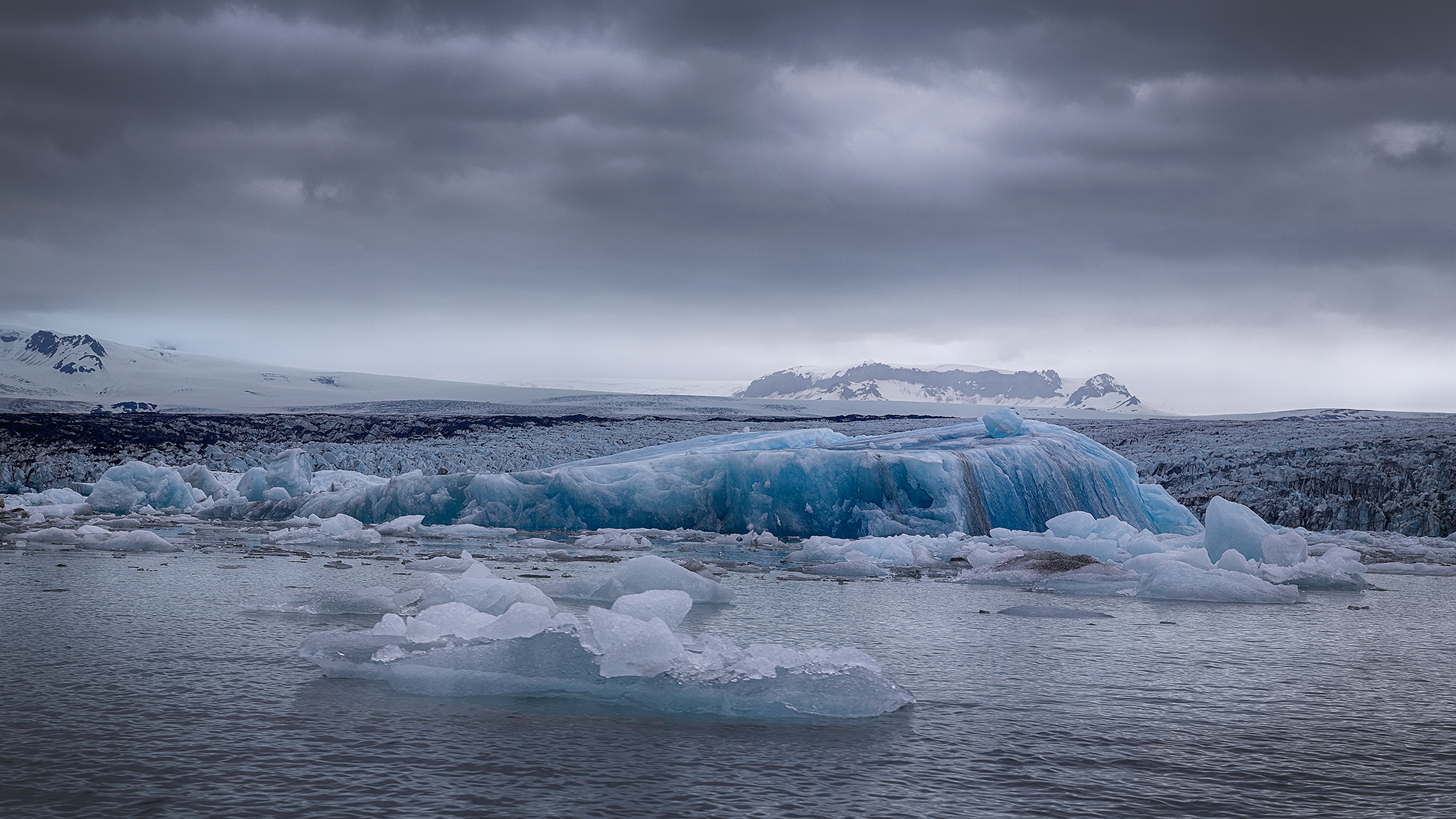 Ice Cape Vatnajökull...