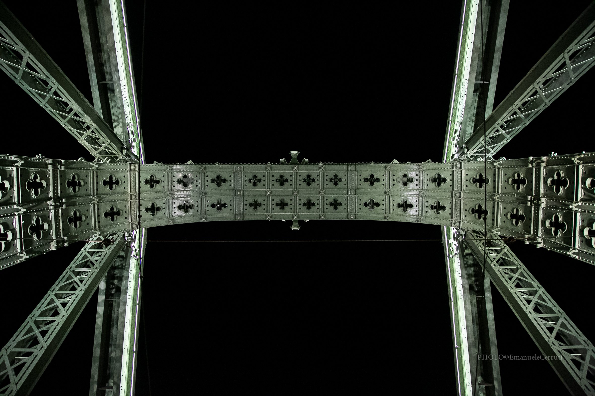 Ponte della Libertà, dettaglio della struttura aerea...
