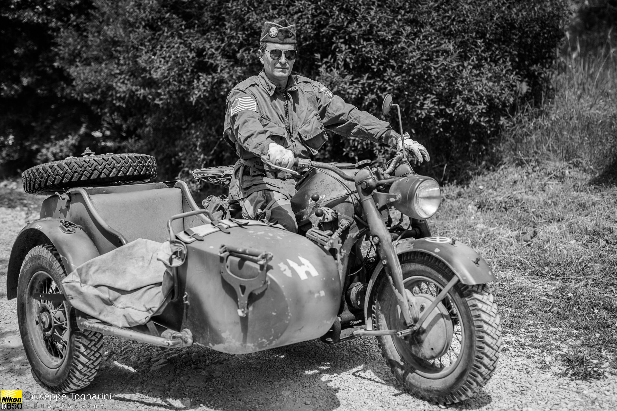 Means of the second monduial war. The sidecar...
