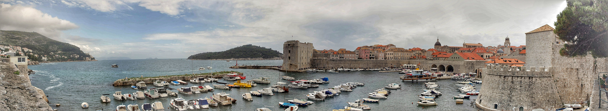 Panorama sul porto di Dubrovnik...
