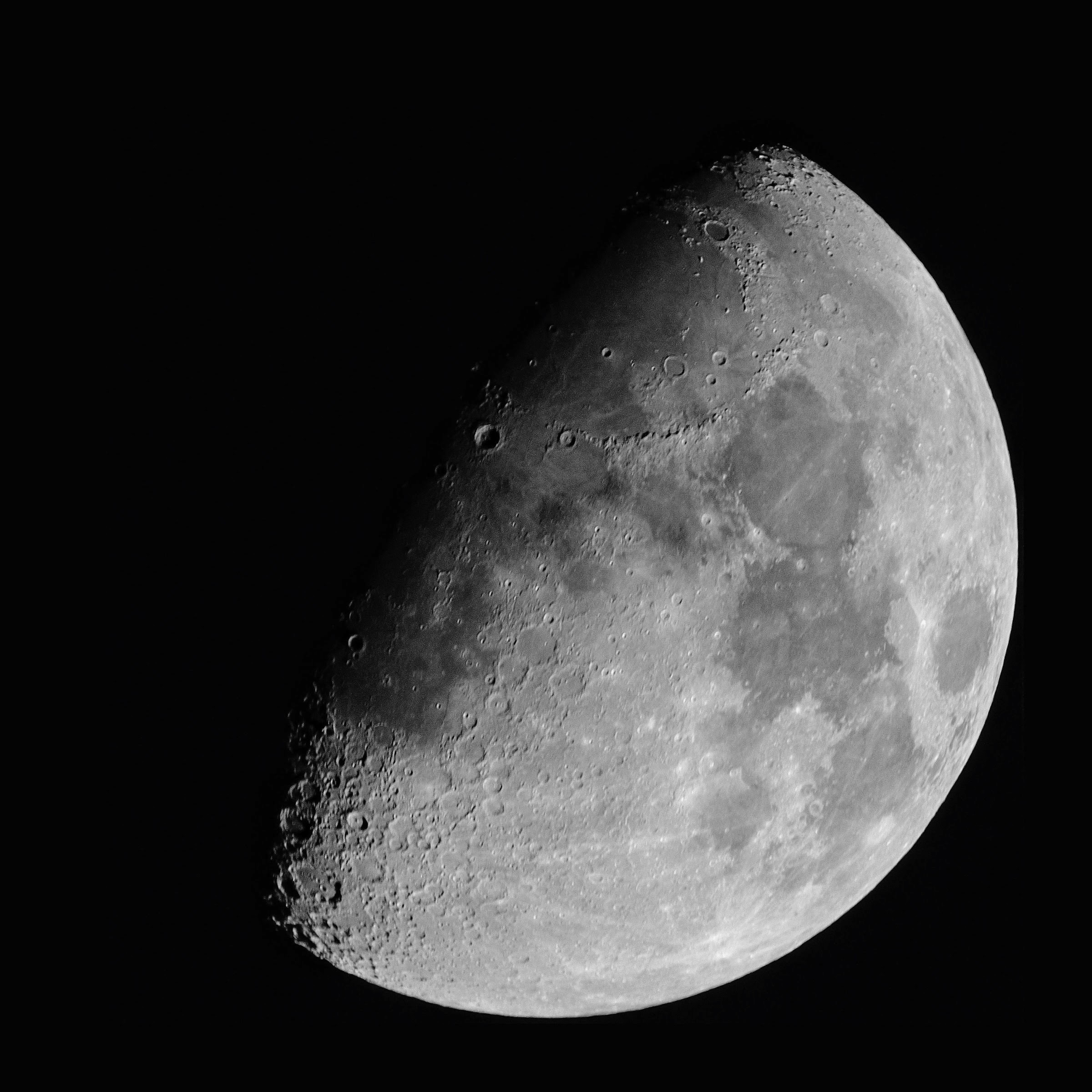 Luna con terminatore su Copernicus...