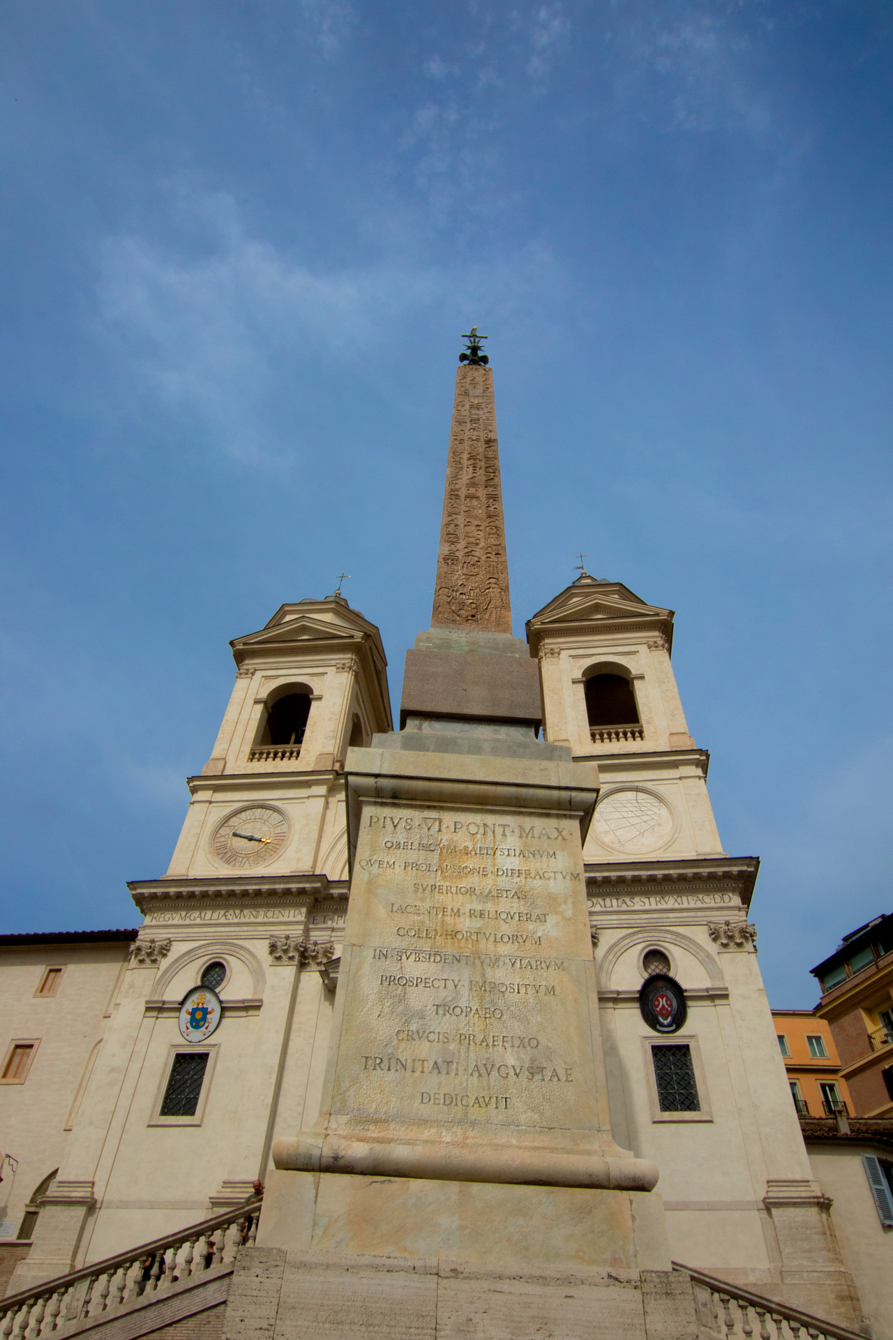 Chiesa della Trinità dei Monti - Roma, giugno 2019...