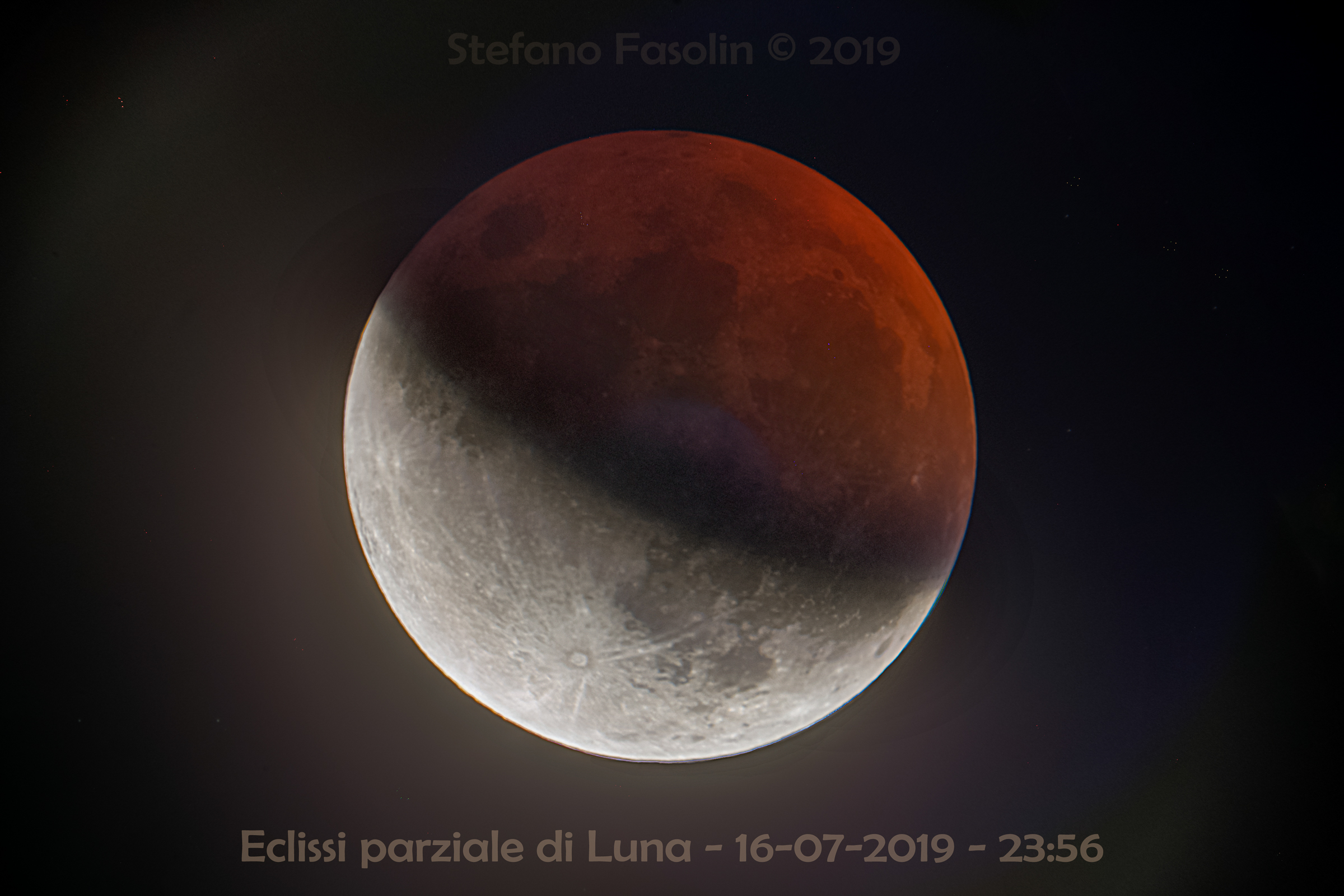 Eclissi parziale di Luna 16 - 07 - 2019...