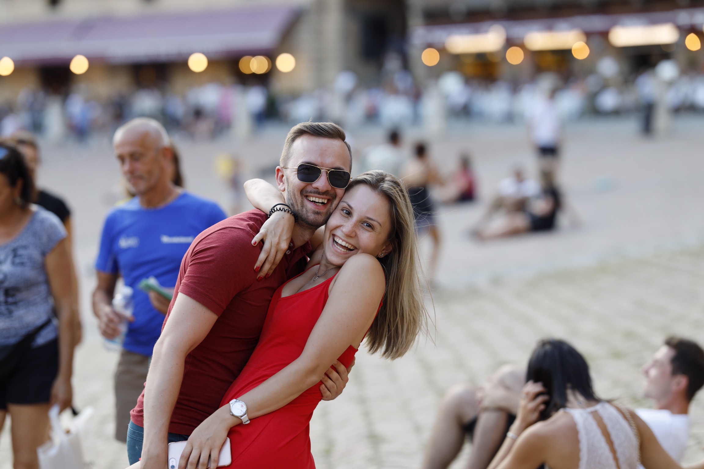 Happiness in Piazza del Campo ...