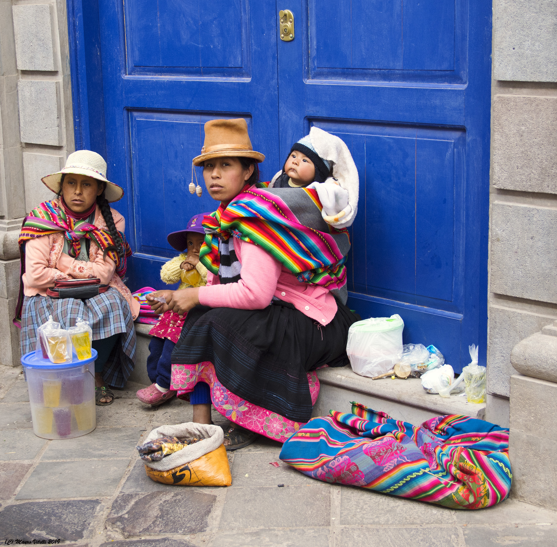 Walking through the streets of Cuzco (Peru)...
