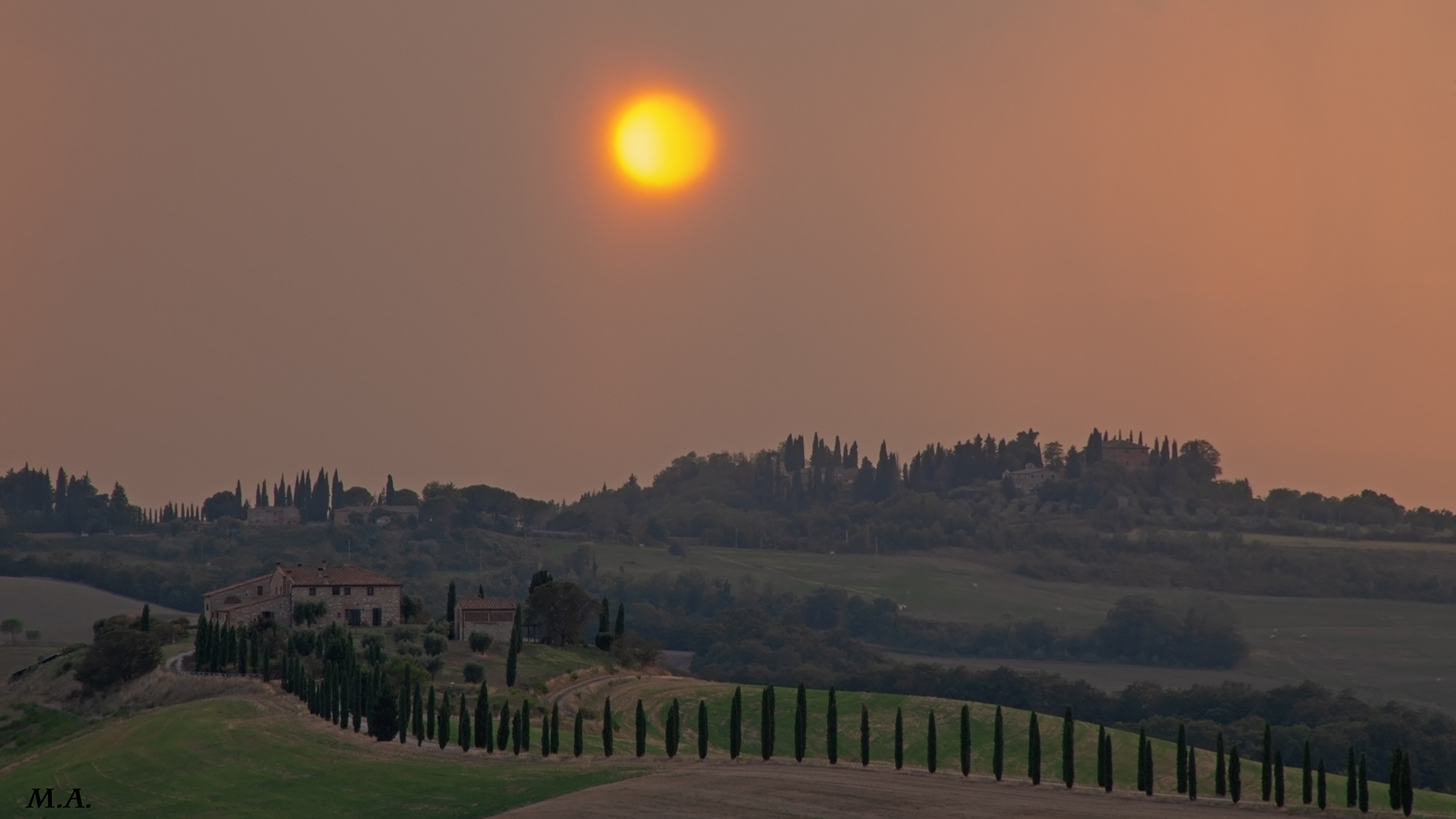 Sunset in Val d'Orcia...