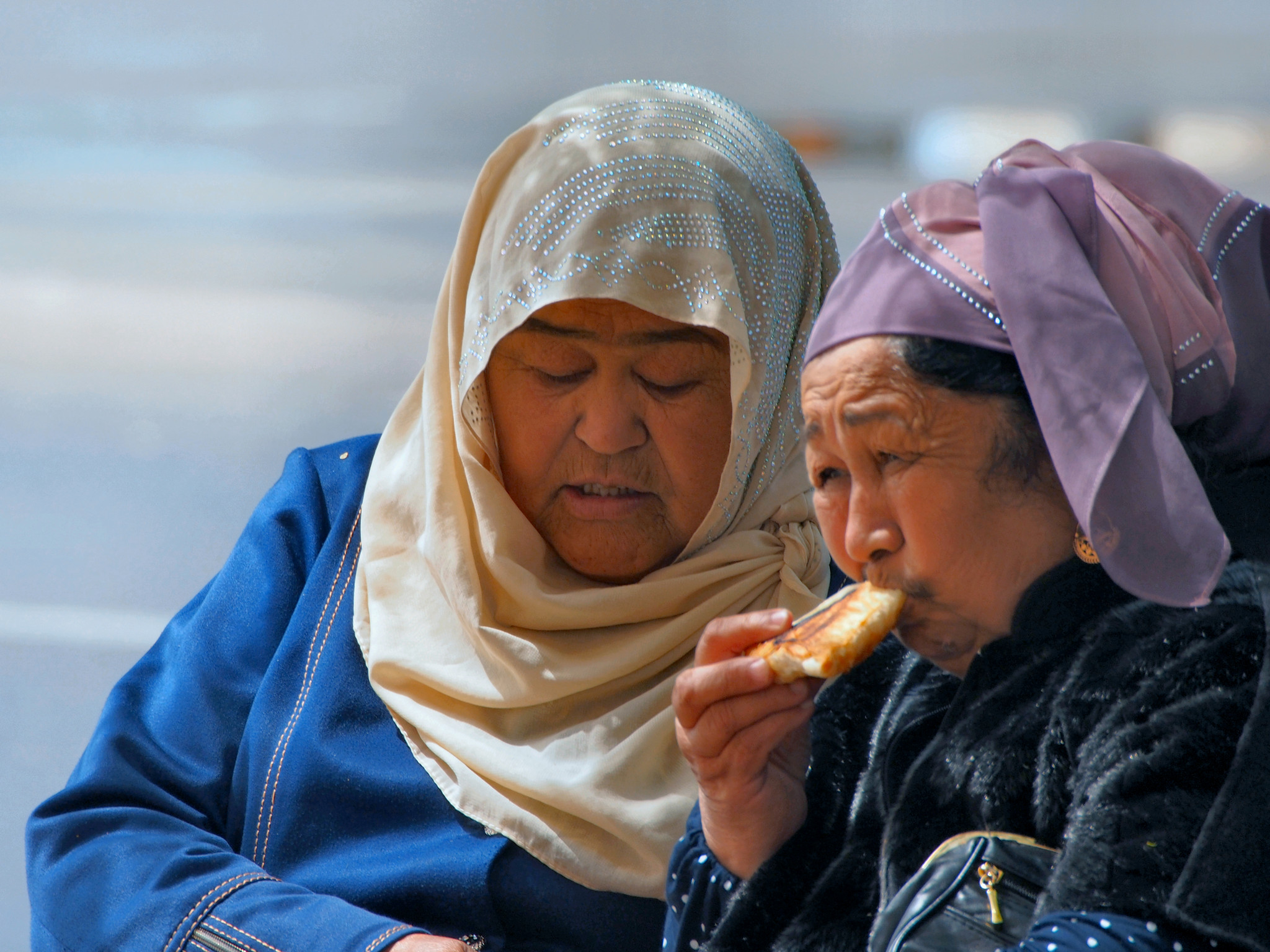 Uzbek women 07...