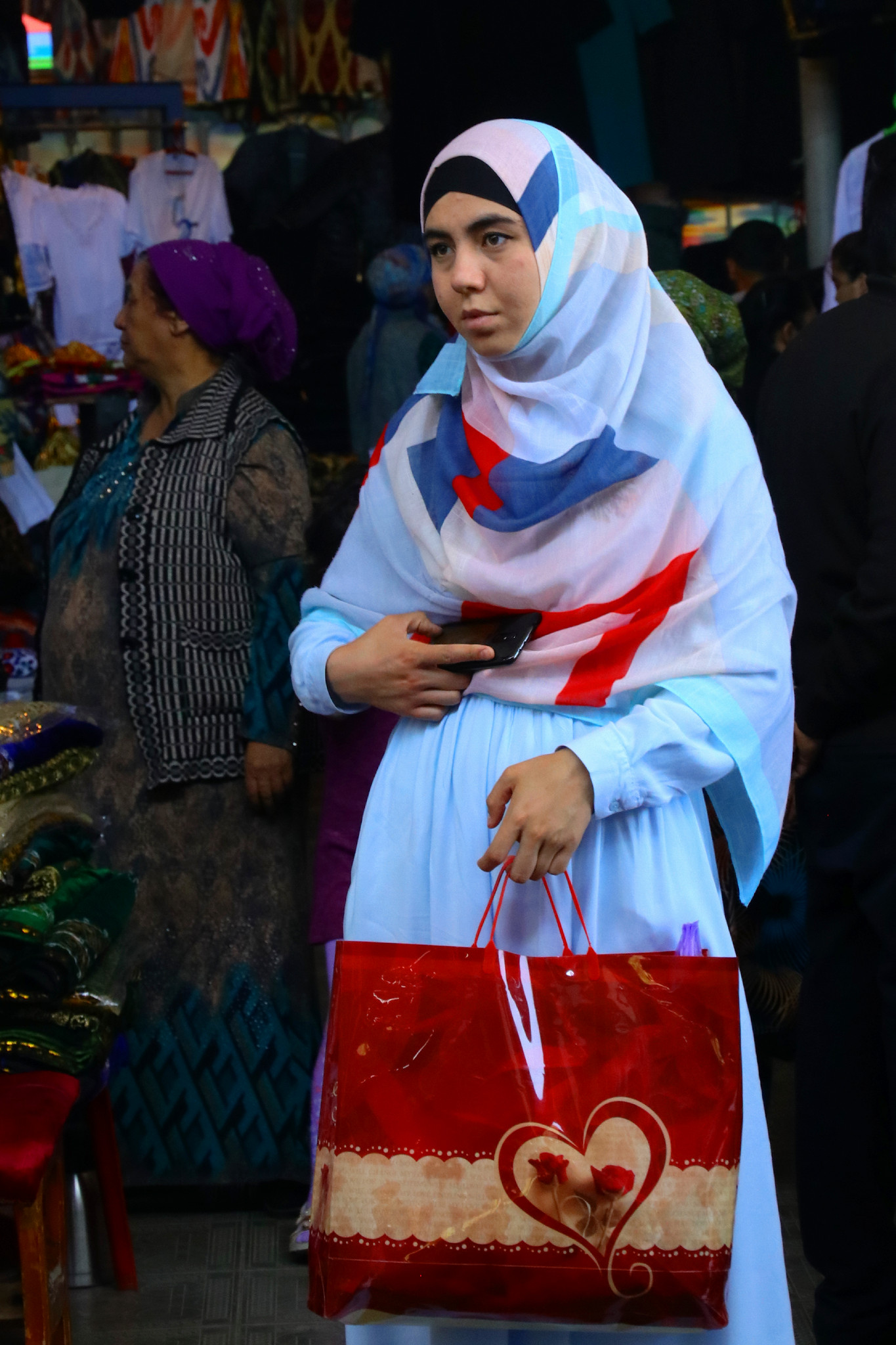 Uzbek women 34...