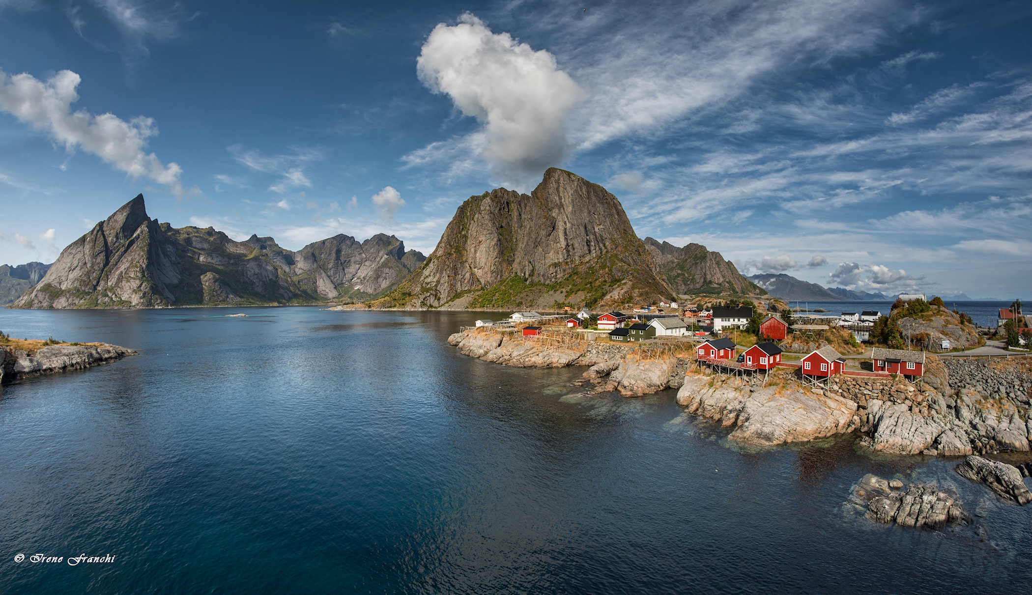 Hamnoy overview...