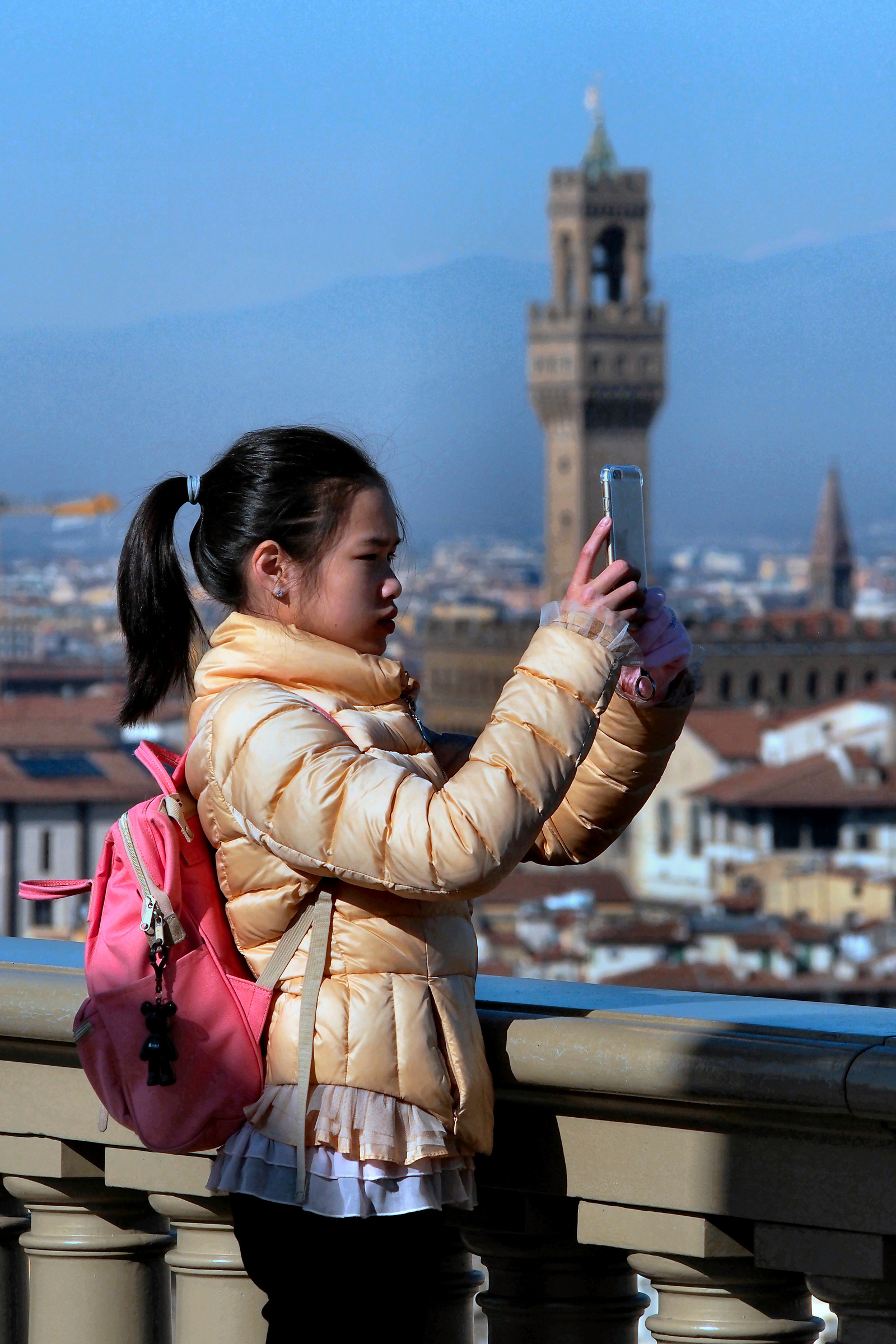 Tourists in Florence 02...