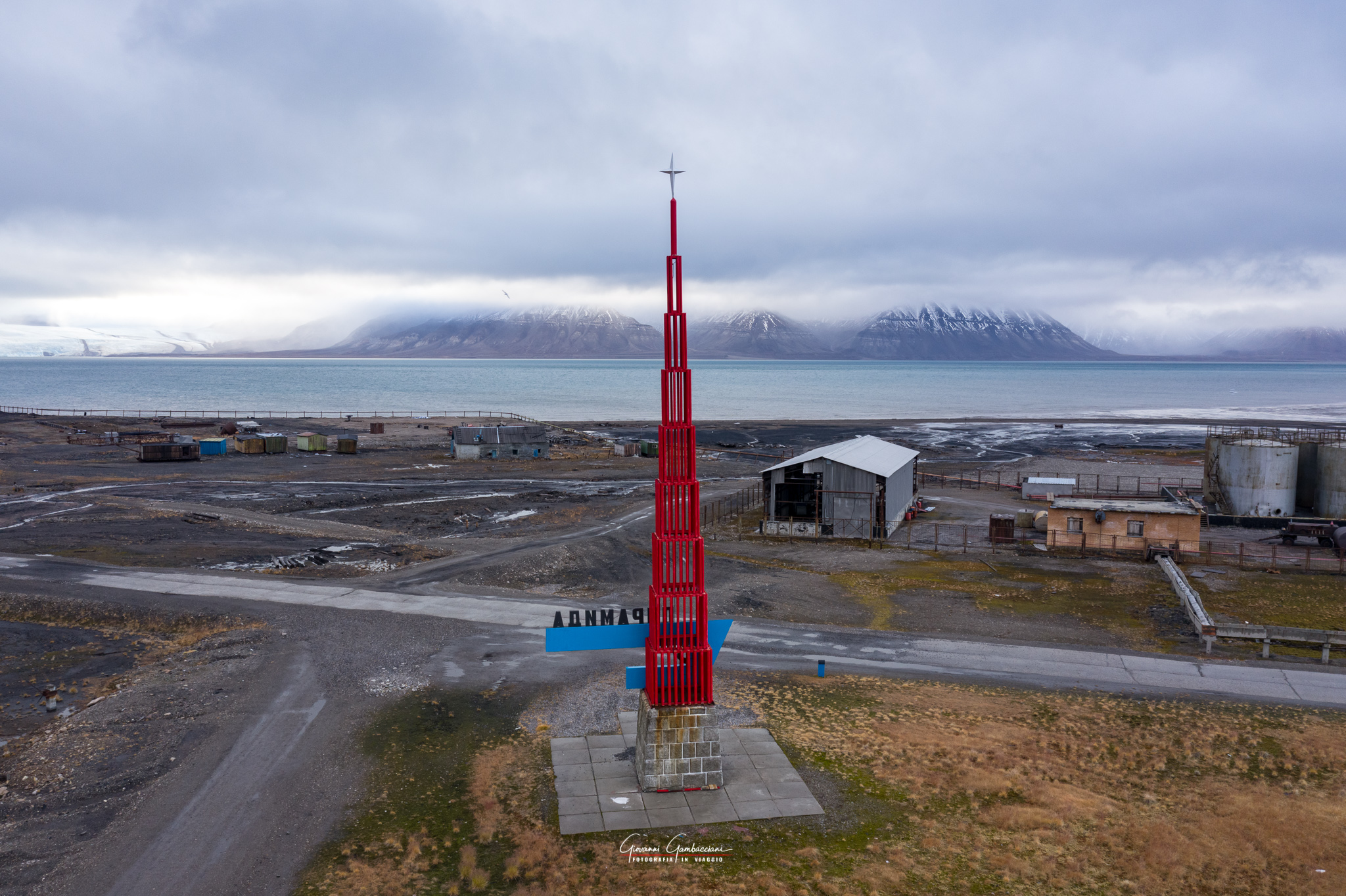 Pyramiden dal cielo _ Svalbard...