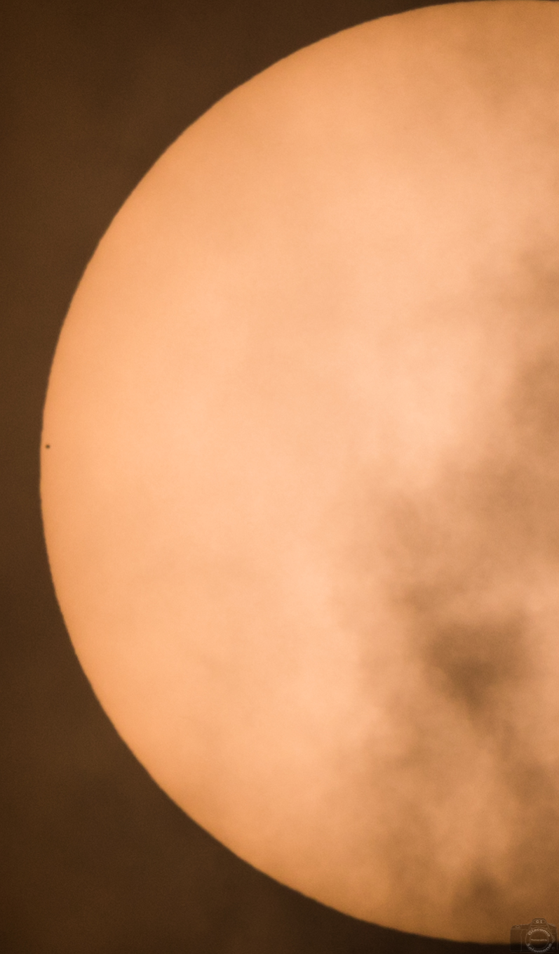 Il transito di Mercurio(sulla sinistra)davanti al Sole...