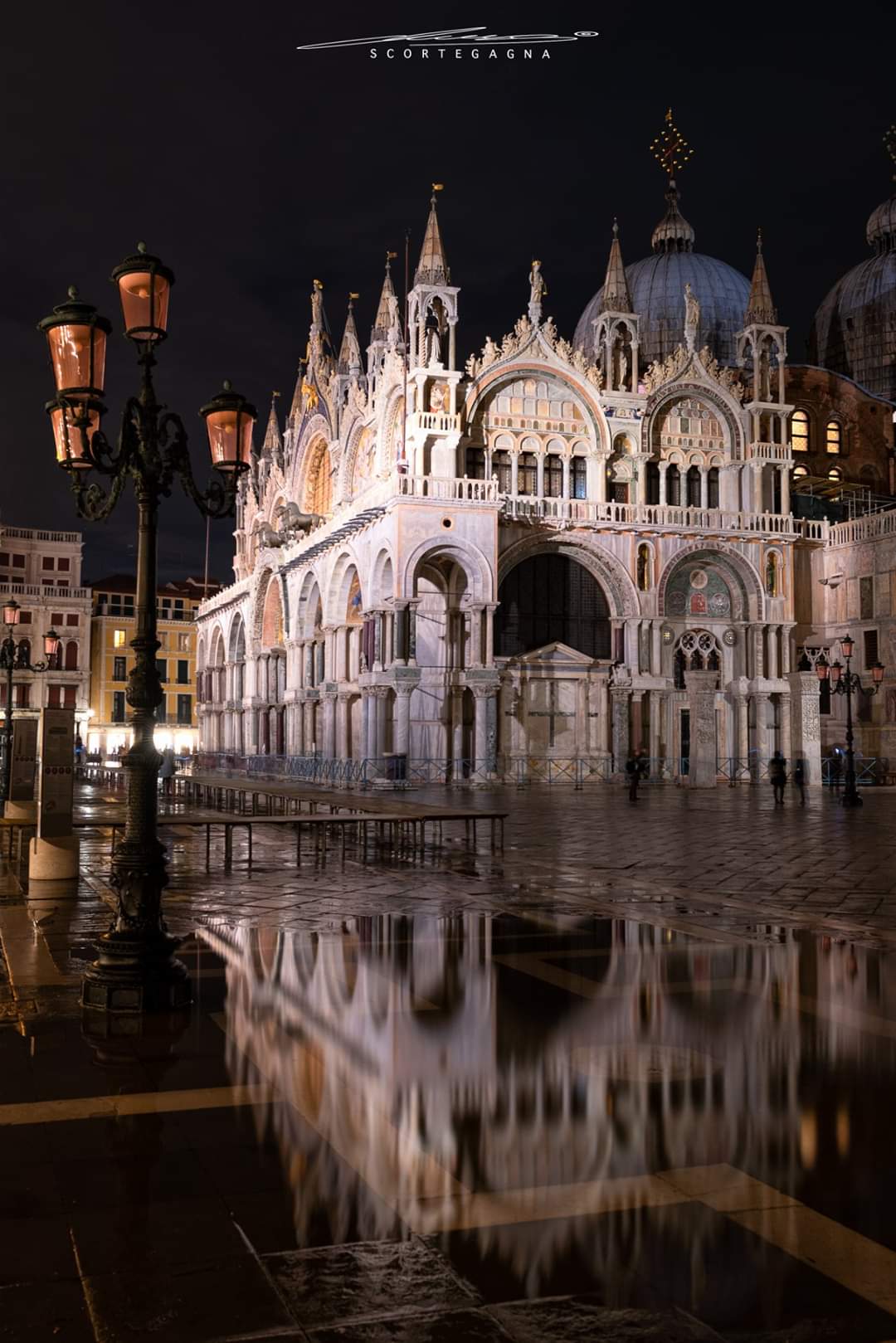 Venice by night ...