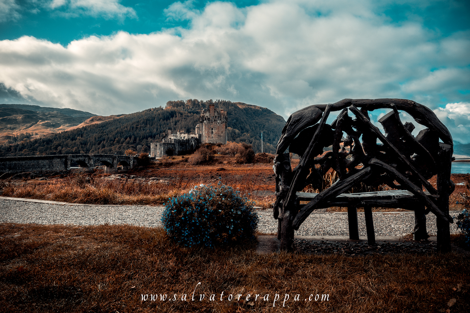 The Bench and the Castle...