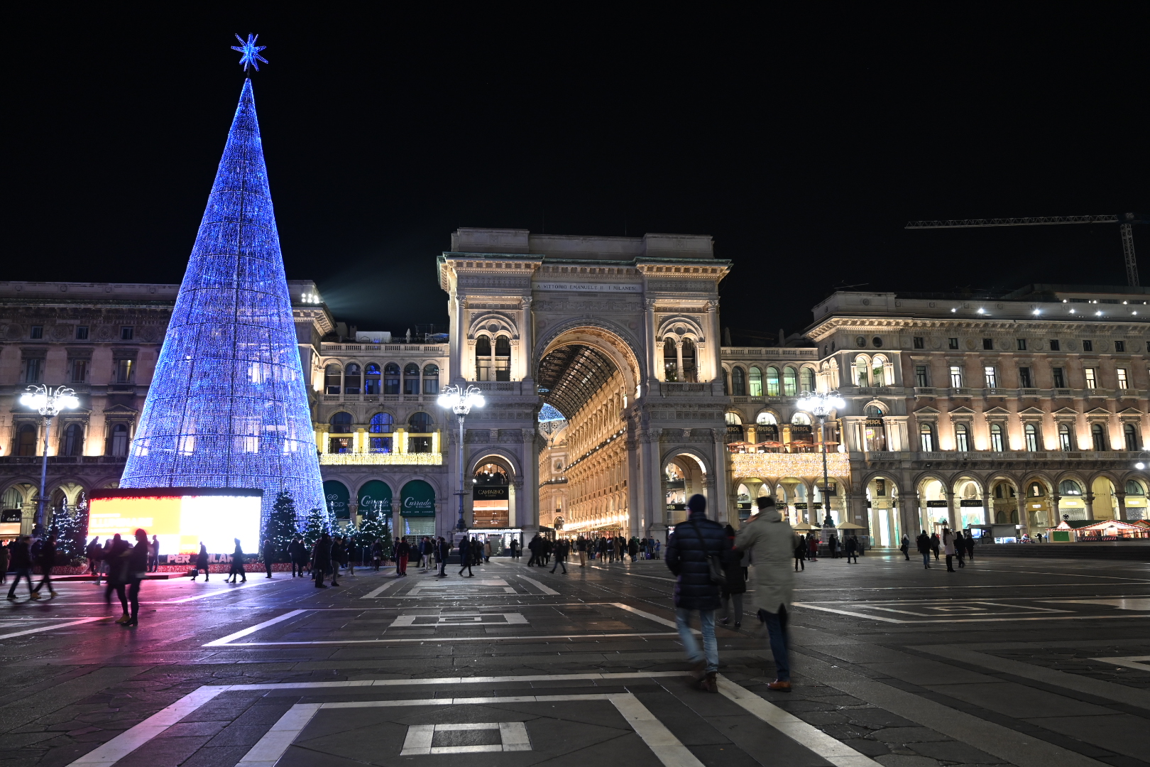 Milan and Christmas 1...