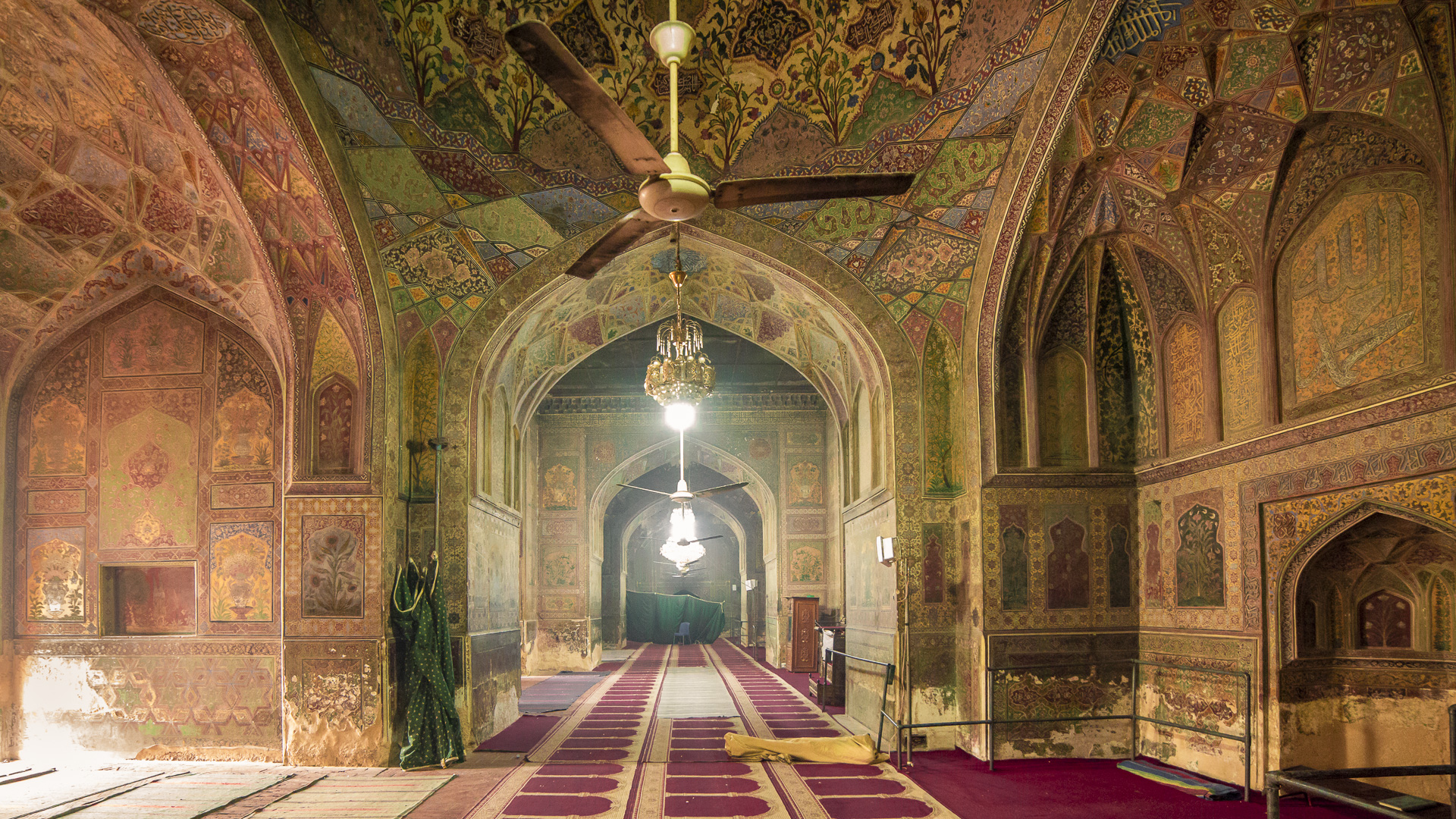 Wazir Khan Mosque...