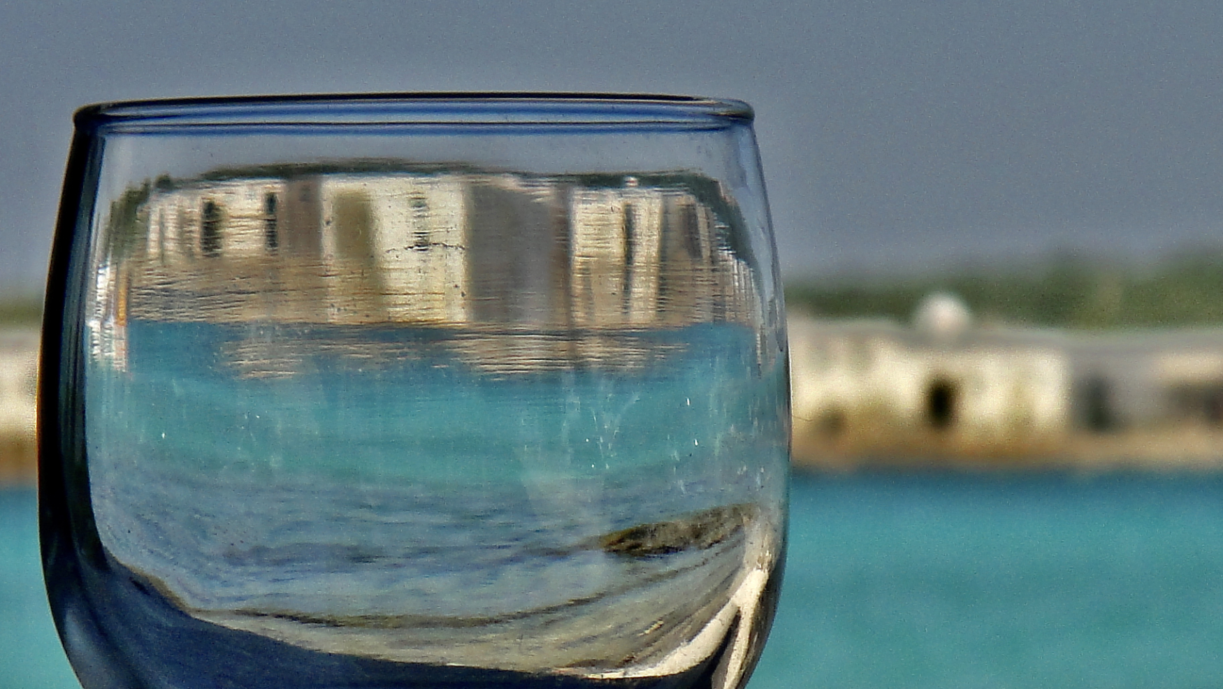 A glass of Puglia...