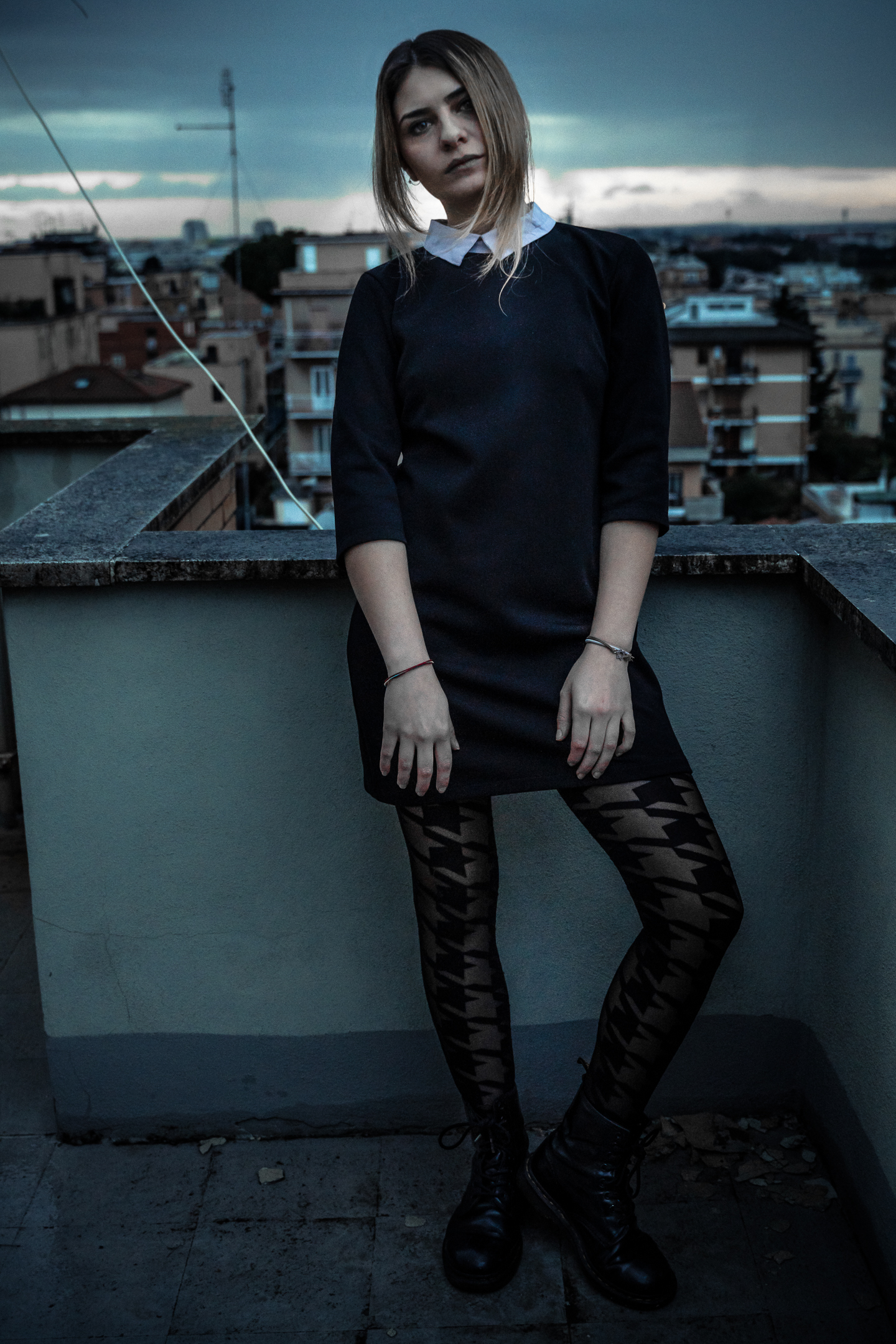 Between the roofs....