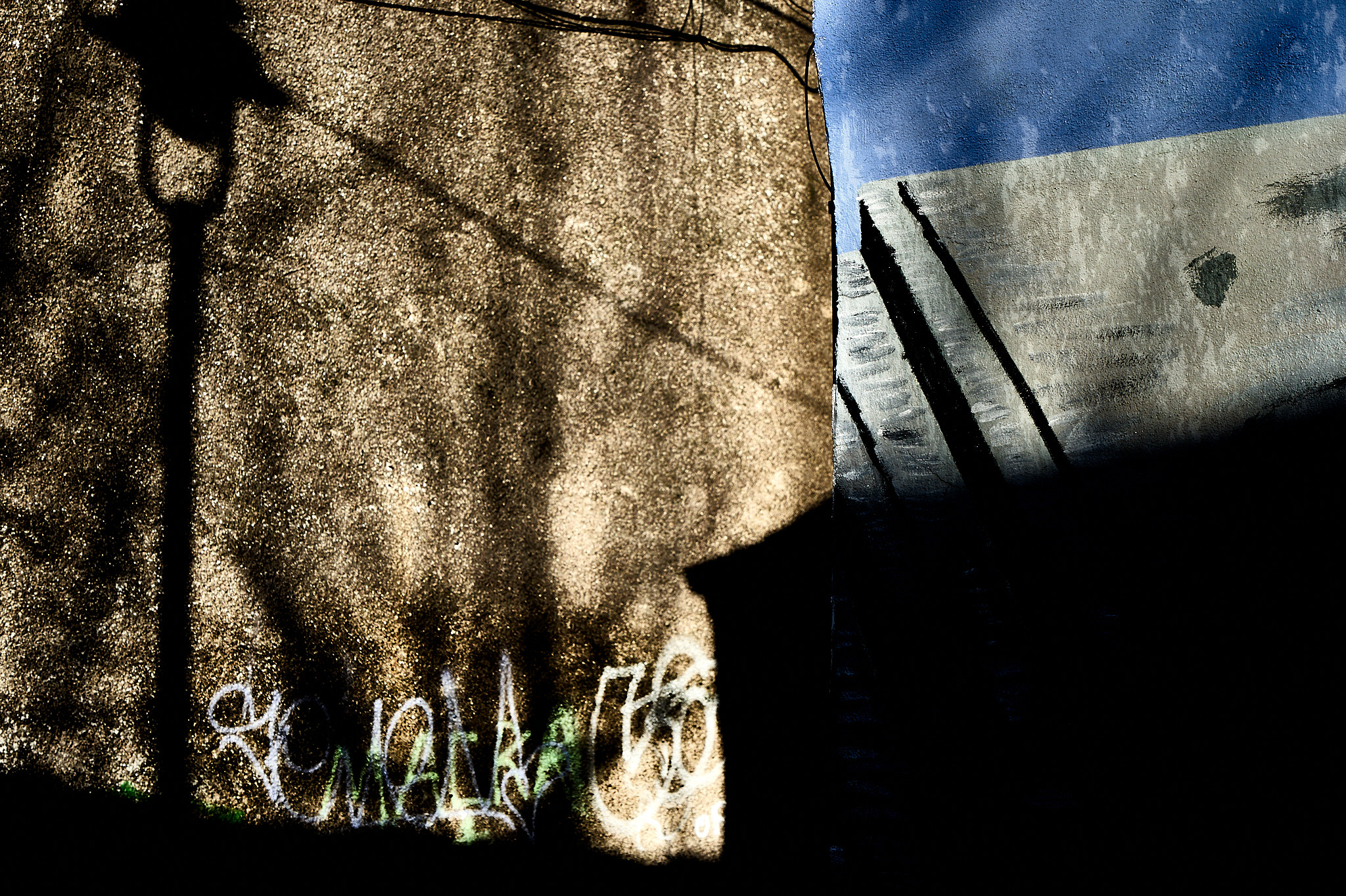 Graffiti in shadows and color...
