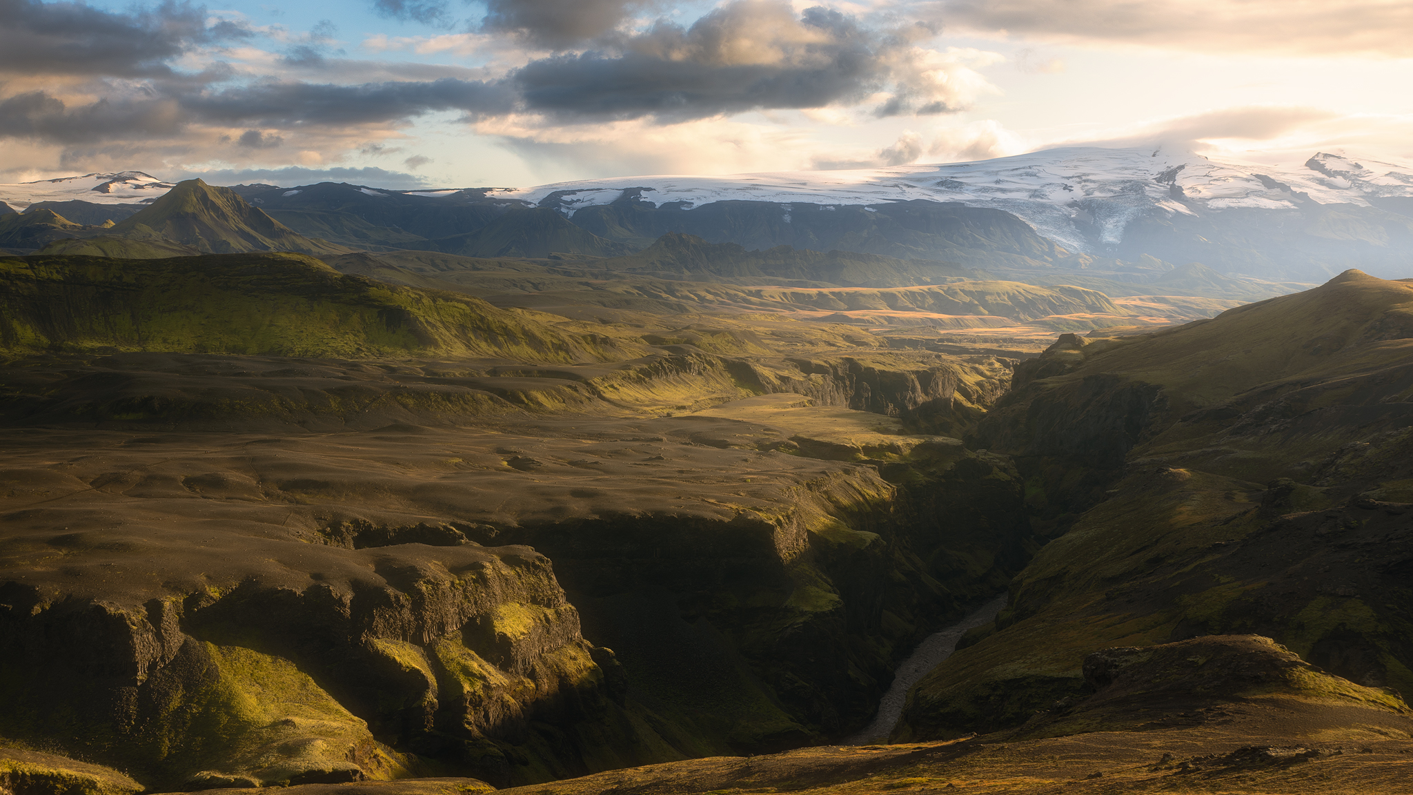 Icelandic Canyons...