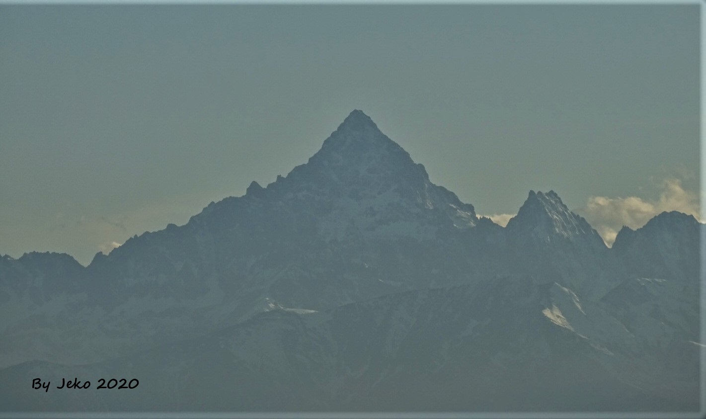 Monviso behind the haze of April!...