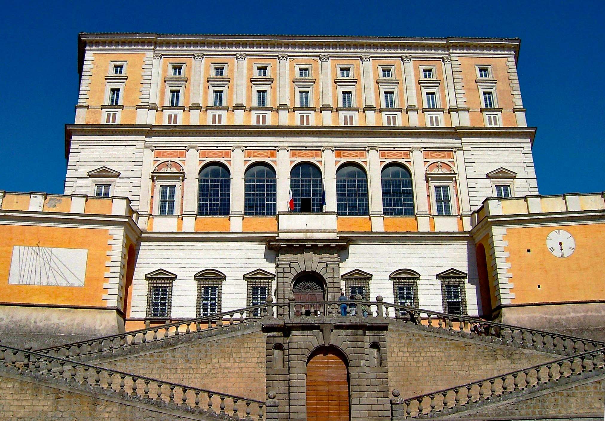 Caprarola: Palazzo Farnese...