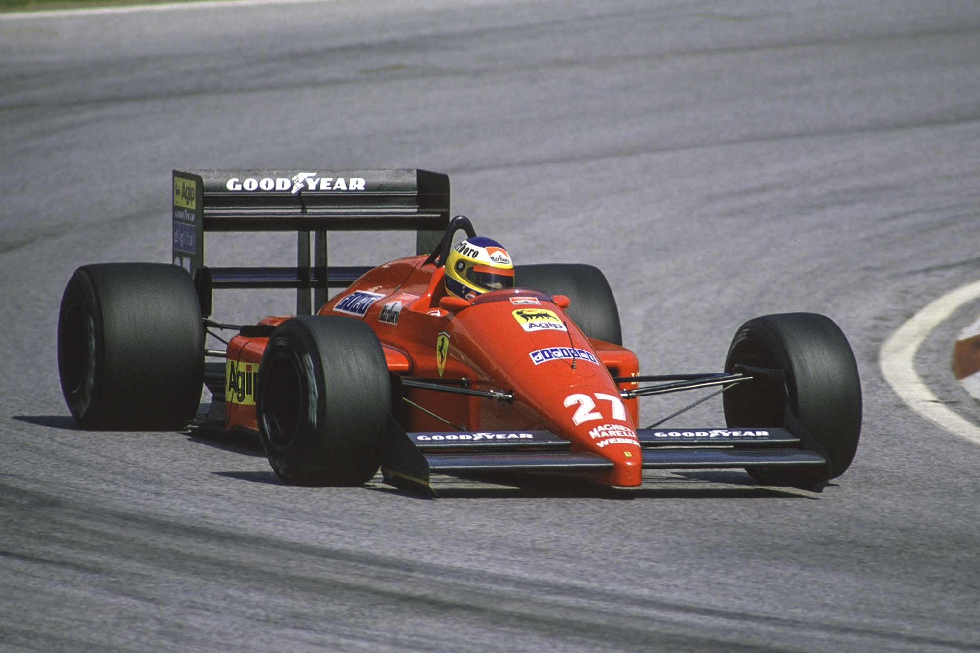 Michele Alboreto (Ferrari F1 87)...