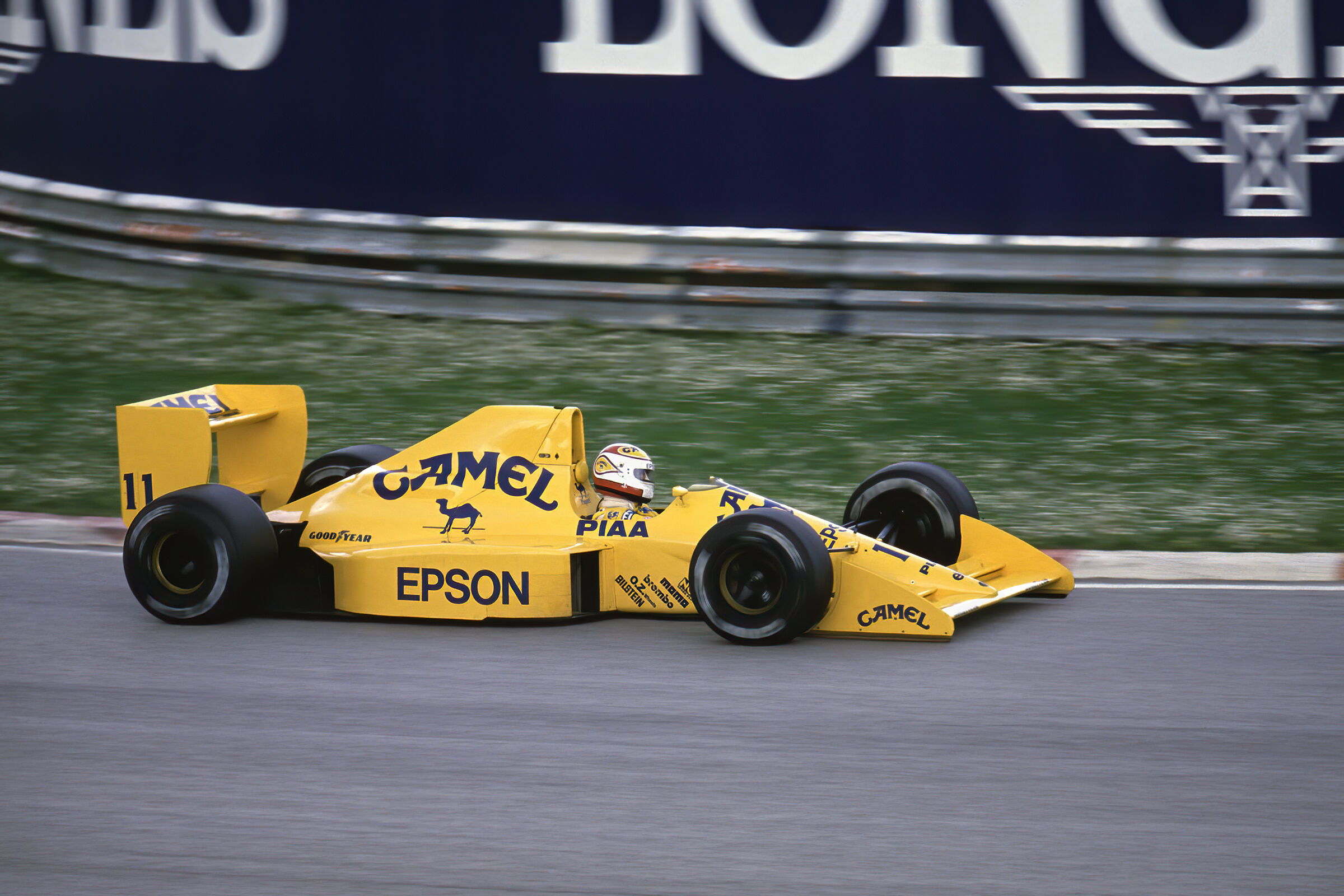 Nelson Piquet (Lotus-Judd)...