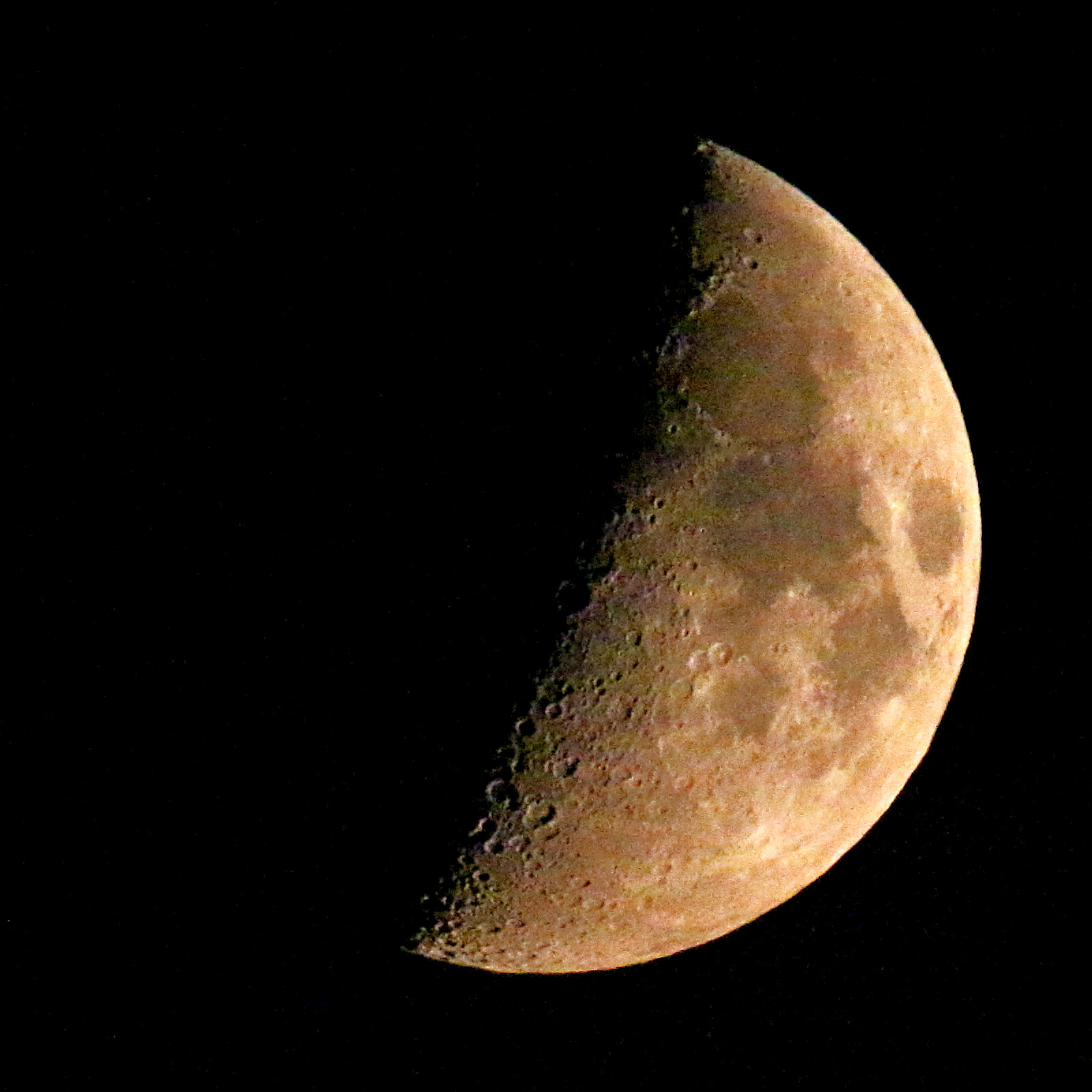 Moon 28 Jun 00.30 (amber moon)...