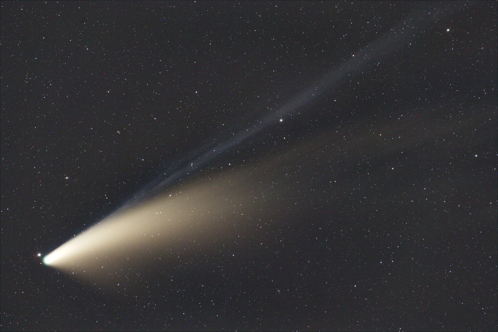 Comet C/2020 F3 NEOWISE [18jul2020]...