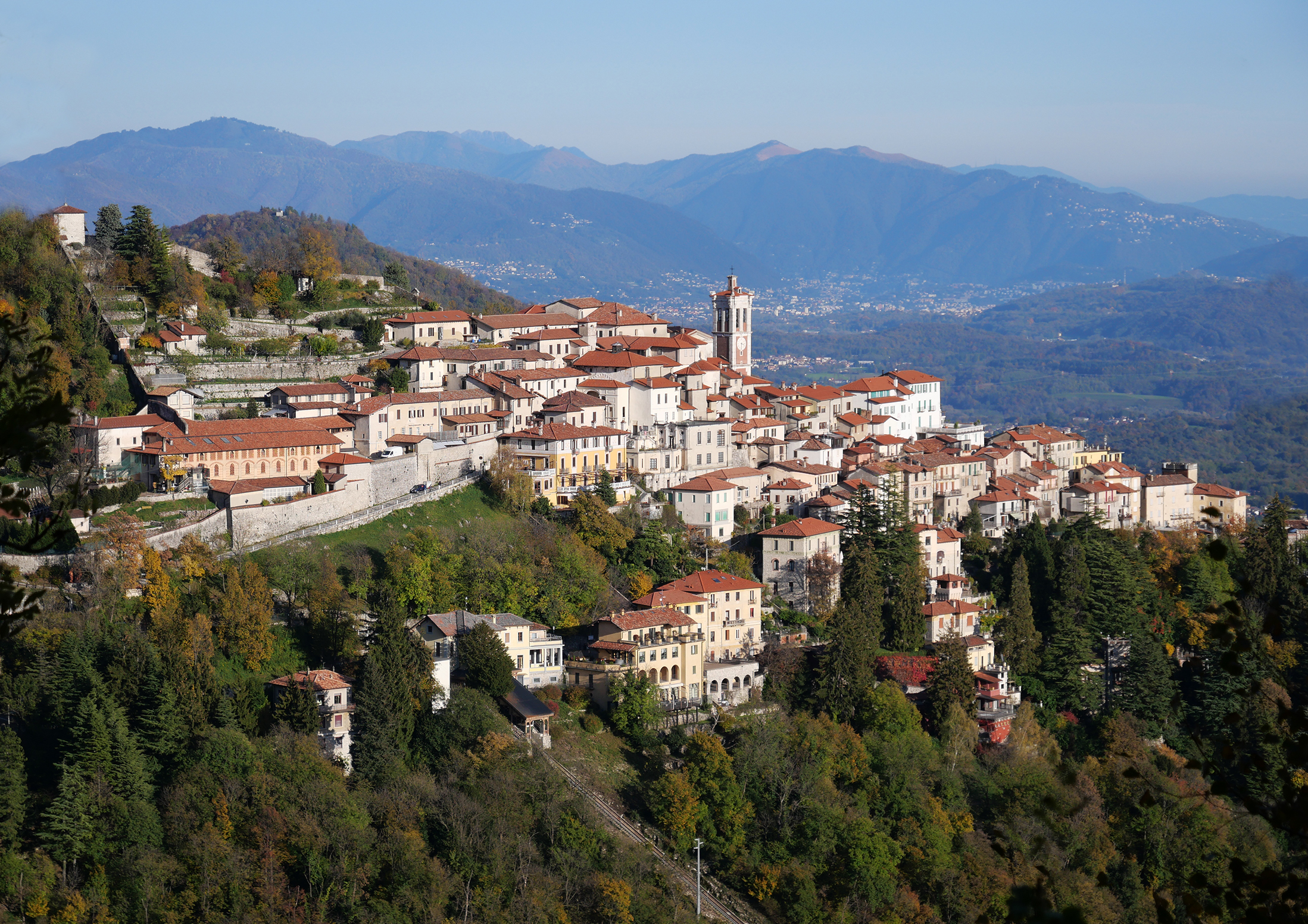 Santa Maria del Monte - Varese - Autumn prodromes....